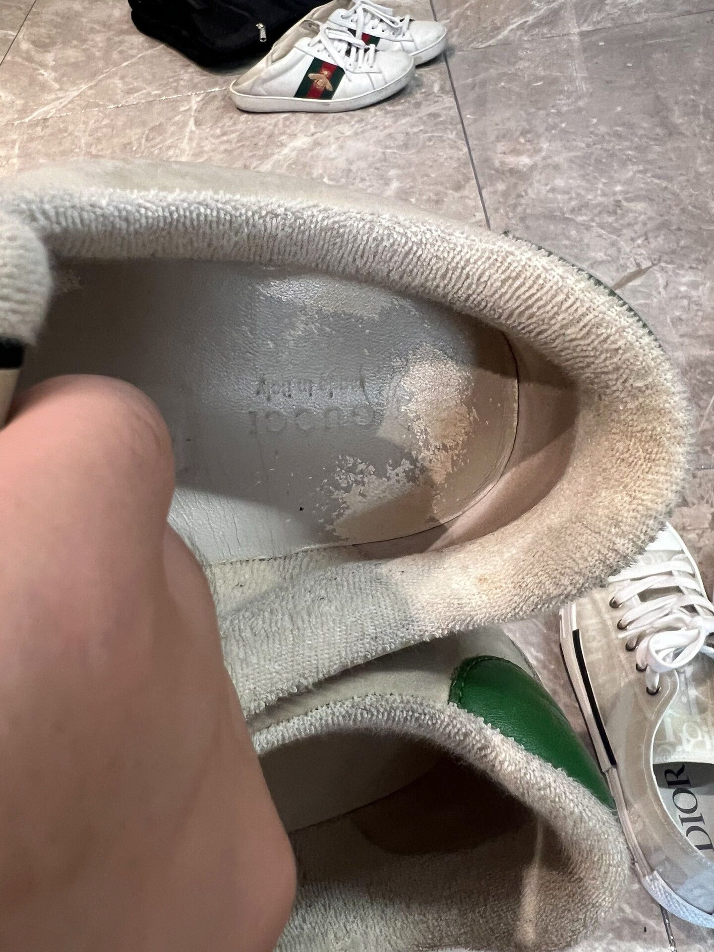 Gucci gucci dirty sneakers size 39 to 40.5 Size US 8.5 / EU 41-42 - 7 Thumbnail