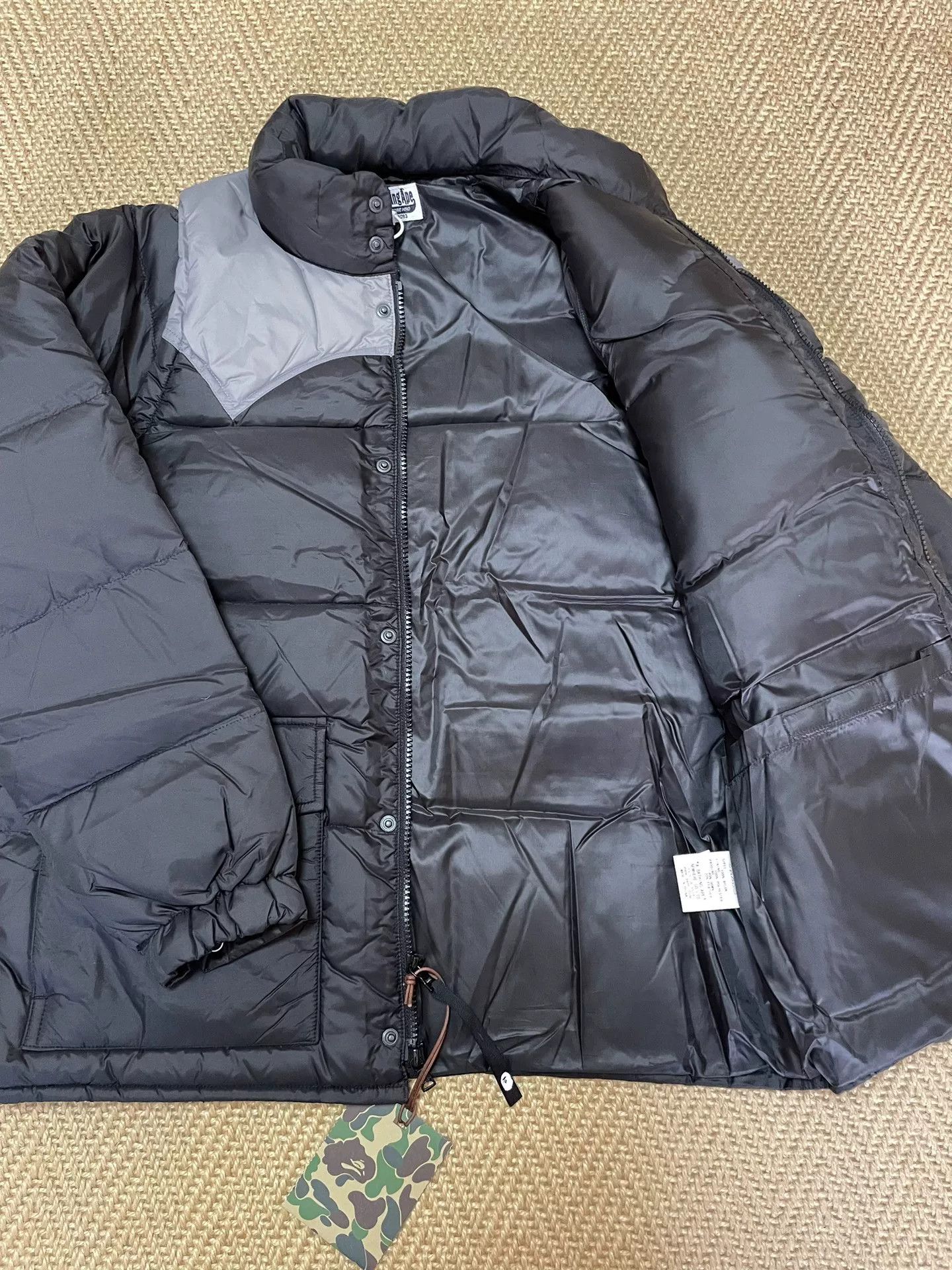 Bape bape detachable sleeve down jacket Size US M / EU 48-50 / 2 - 3 Thumbnail