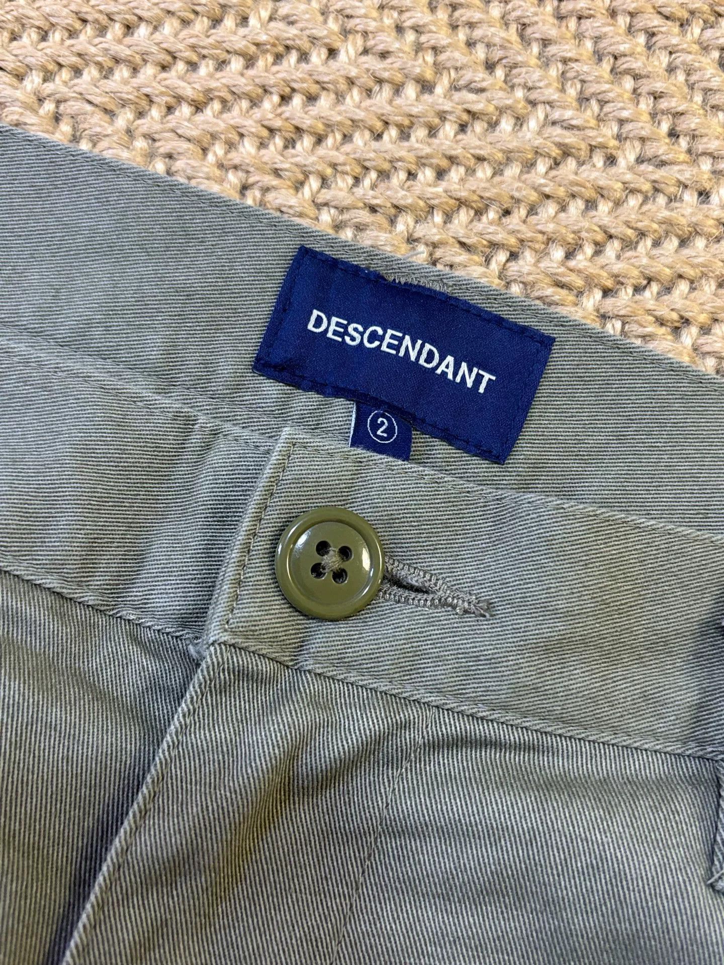 Descendant Descendant DWU Cargo Shorts in Excellent Condition Size US 31 - 4 Thumbnail