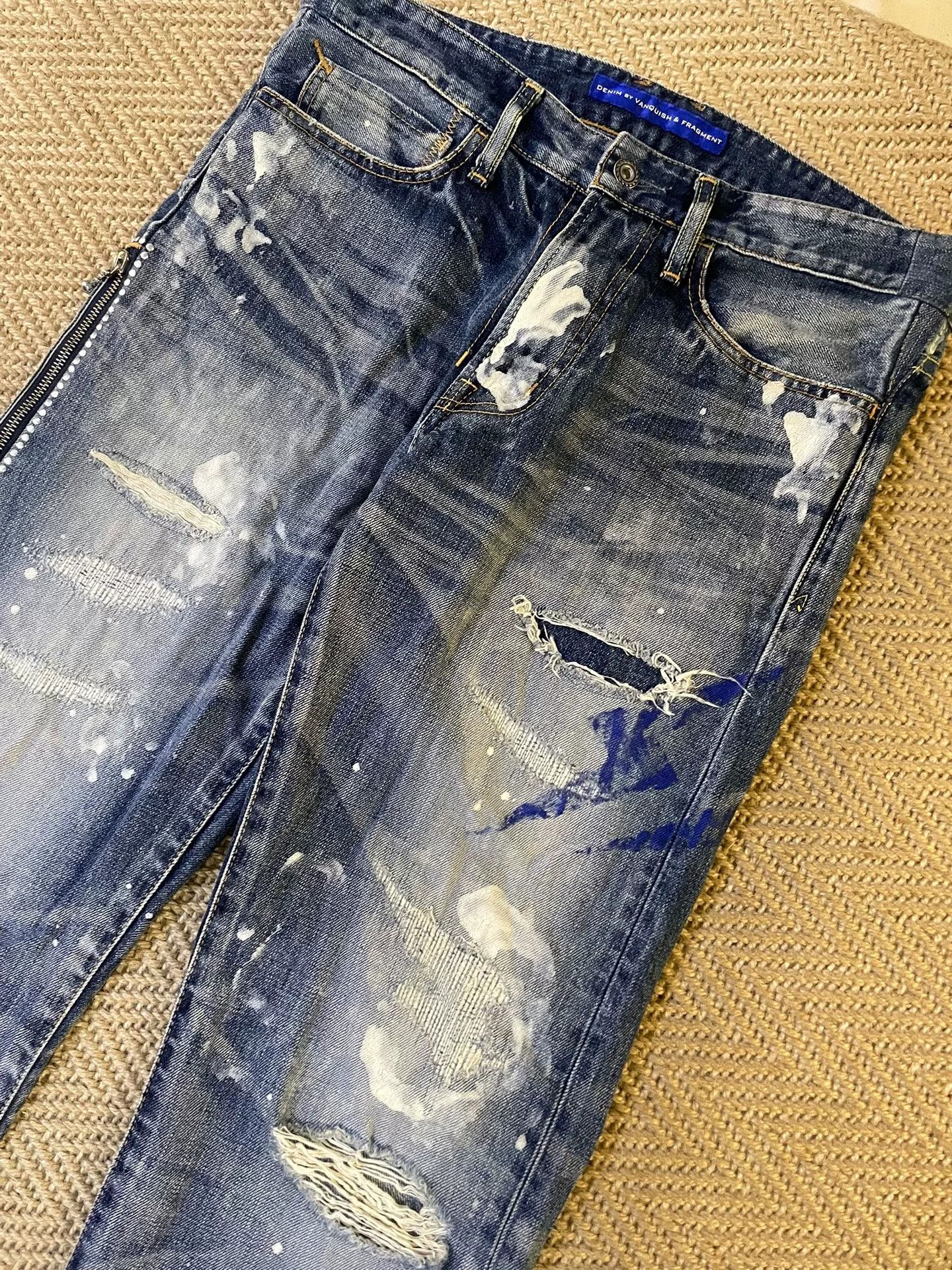 Vanquish denim by vanquish & fragment distressed jeans Size US 30 / EU 46 - 4 Thumbnail