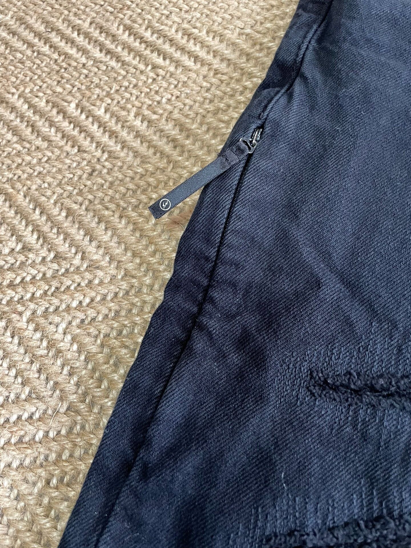 Fragment Design denim by vanquish & fragment distressed jeans Size US 28 / EU 44 - 6 Thumbnail