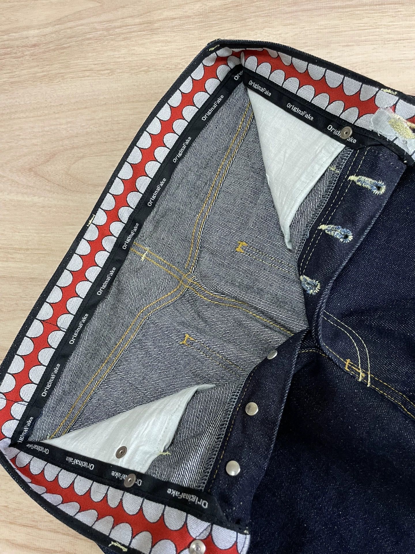 Kaws originalfake red tag white denim pants Size US 39 - 7 Thumbnail