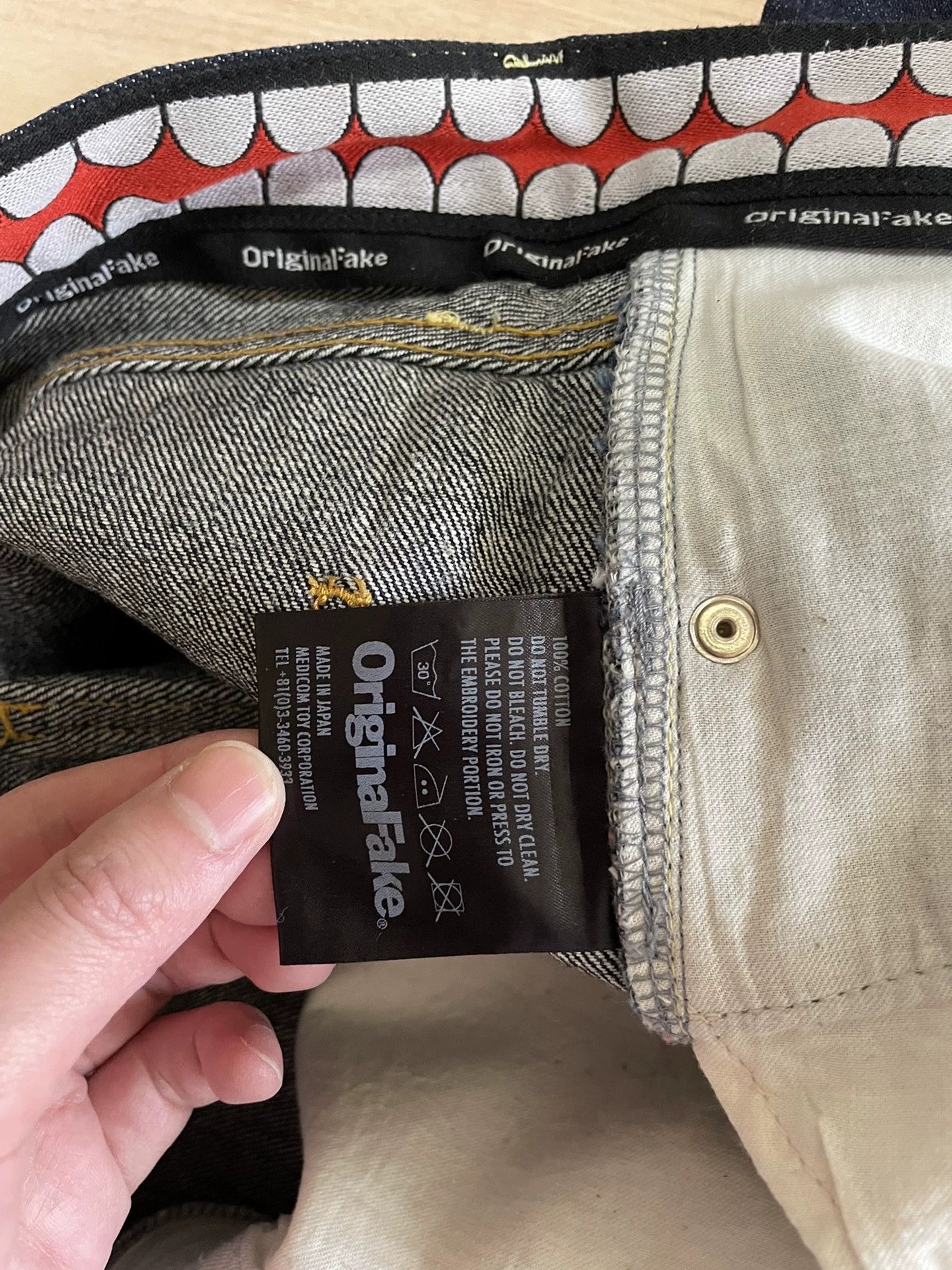 Kaws originalfake red tag white denim pants Size US 39 - 9 Thumbnail