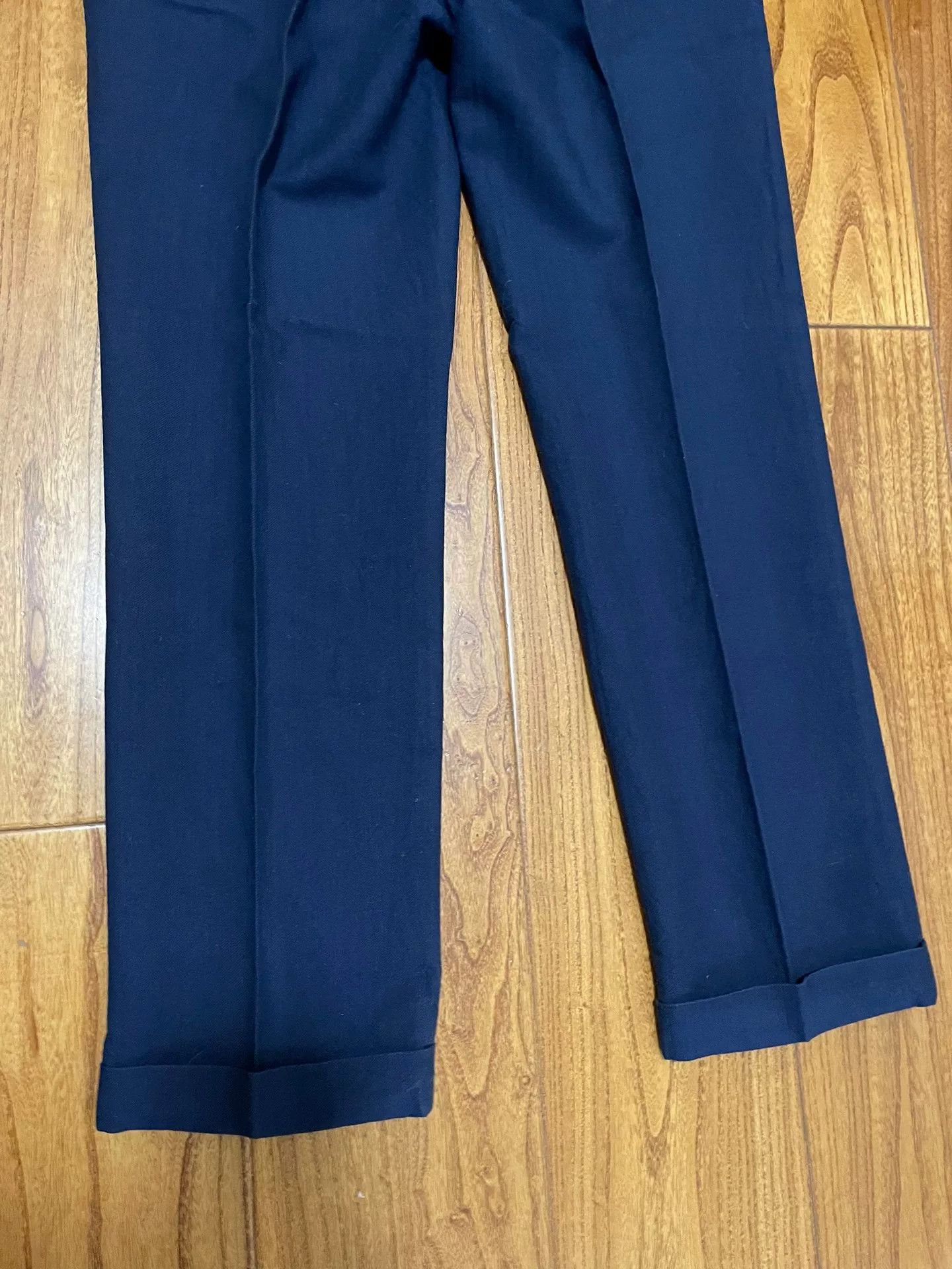 visvim high-water pleat pants in navy