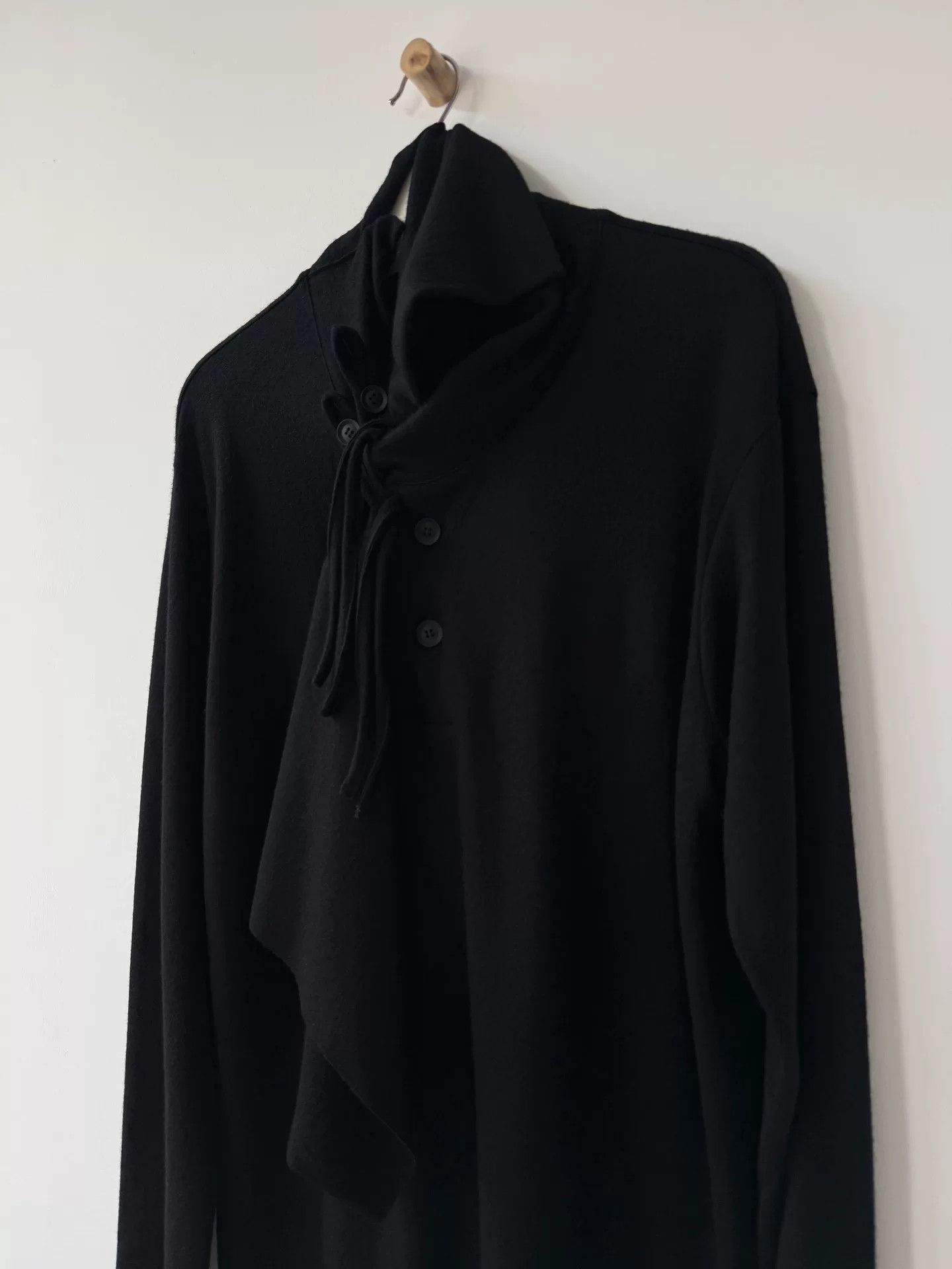 Yohji Yamamoto Yohji Yamamoto Black Wool Asymmetrical Top Size US L / EU 52-54 / 3 - 7 Thumbnail