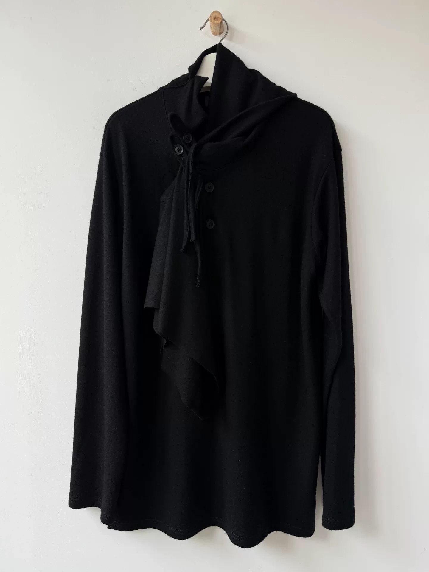 Yohji Yamamoto Yohji Yamamoto Black Wool Asymmetrical Top Size US L / EU 52-54 / 3 - 2 Thumbnail