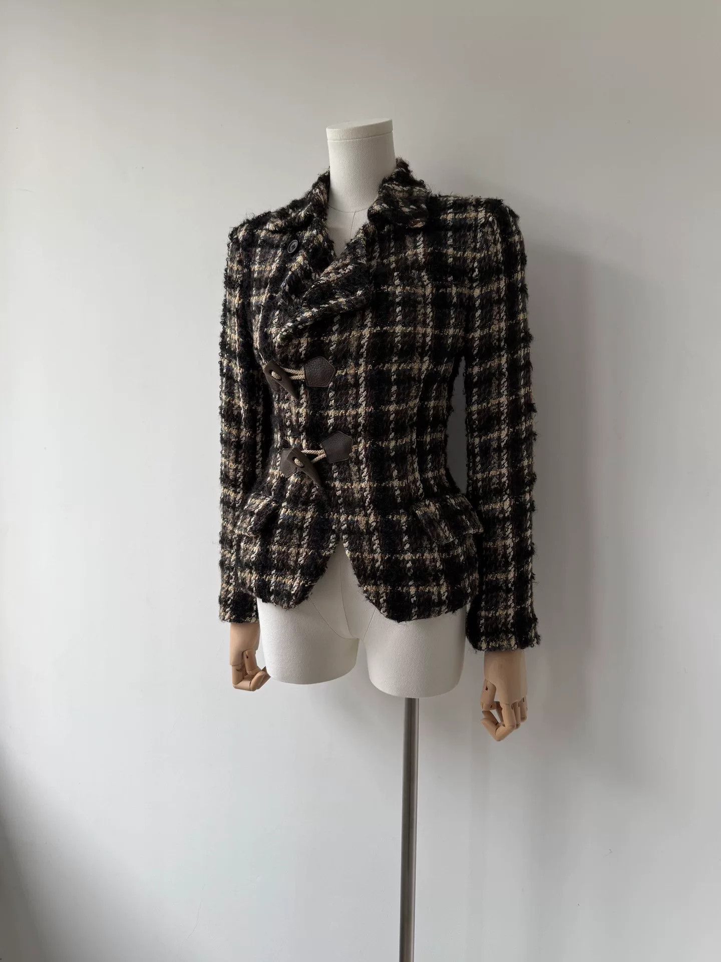 Y's yohji yamamoto wool horn button jacket Size S / US 4 / IT 40 - 2 Thumbnail