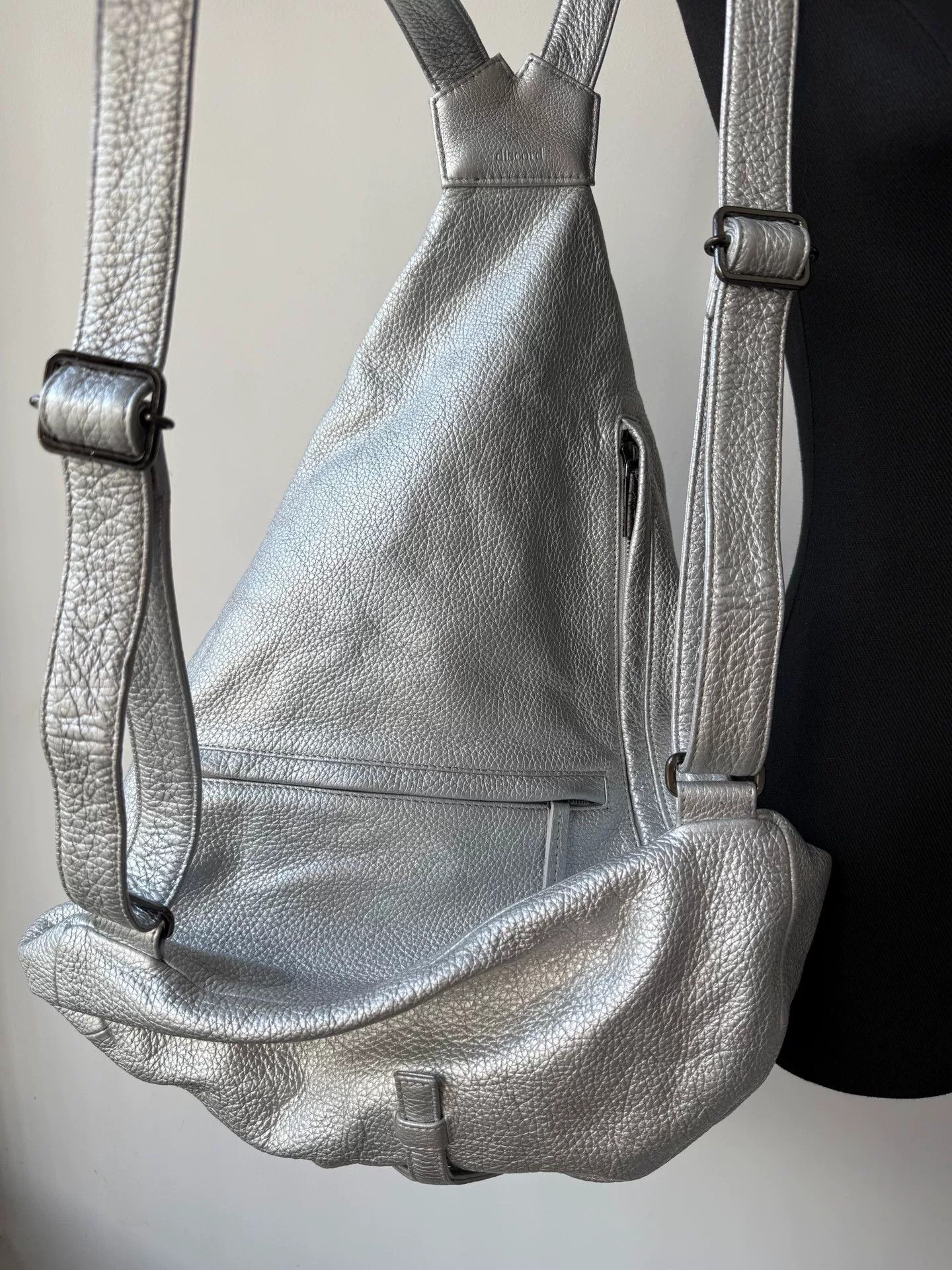 Yohji Yamamoto Yohji Yamamoto Silver Leather Backpack Size ONE SIZE - 8 Thumbnail