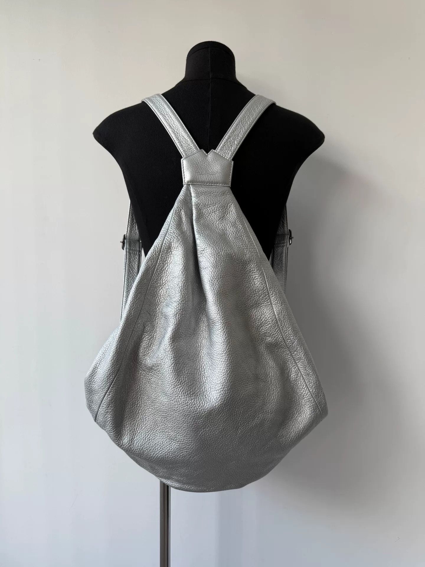 Yohji Yamamoto Yohji Yamamoto Silver Leather Backpack Size ONE SIZE - 2 Thumbnail