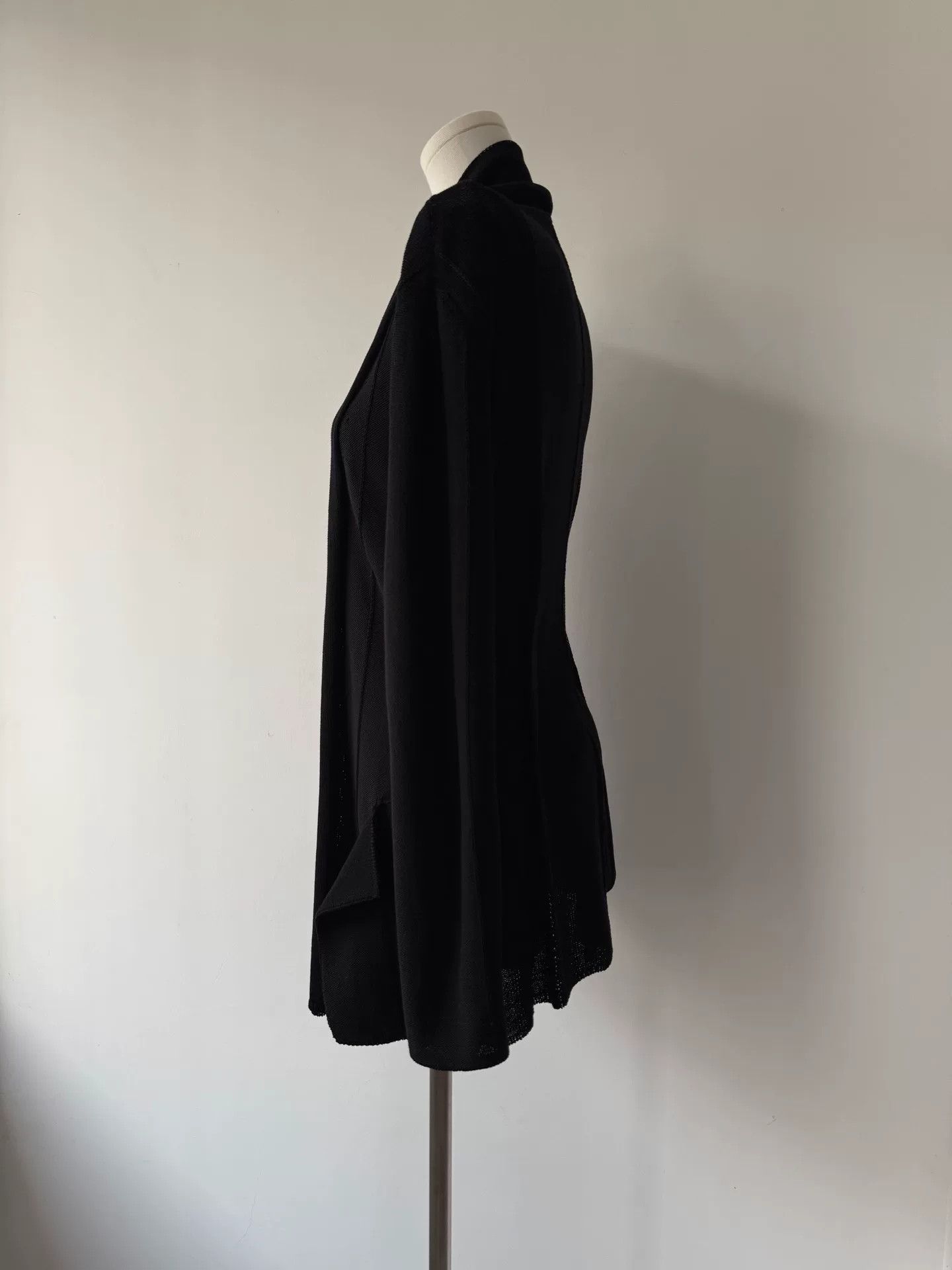 Yohji Yamamoto black genderless draped cardigan by yohji yamamoto Size US M / EU 48-50 / 2 - 7 Thumbnail