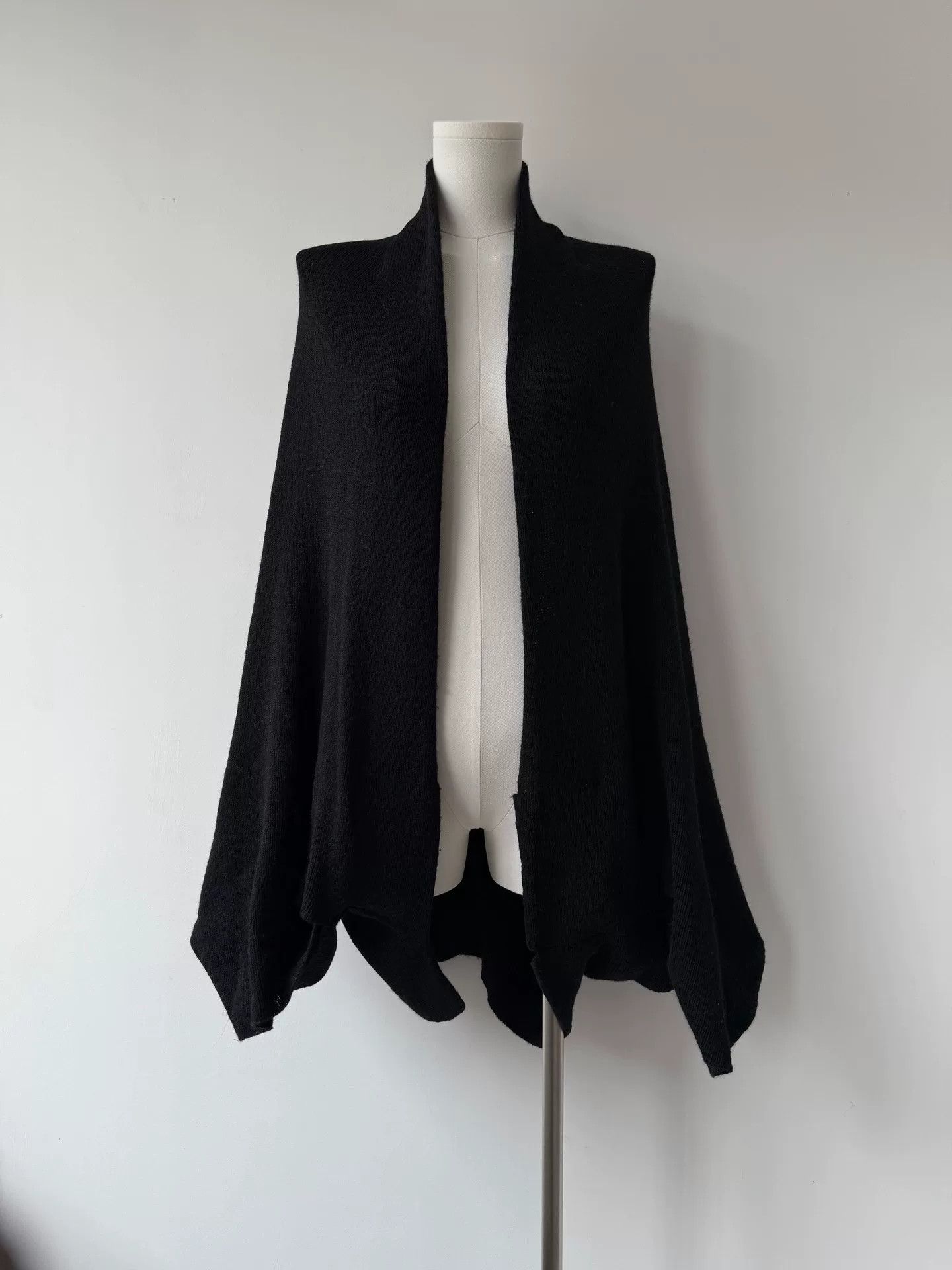 Y's yohji yamamoto wool witch cape Size ONE SIZE - 2 Thumbnail