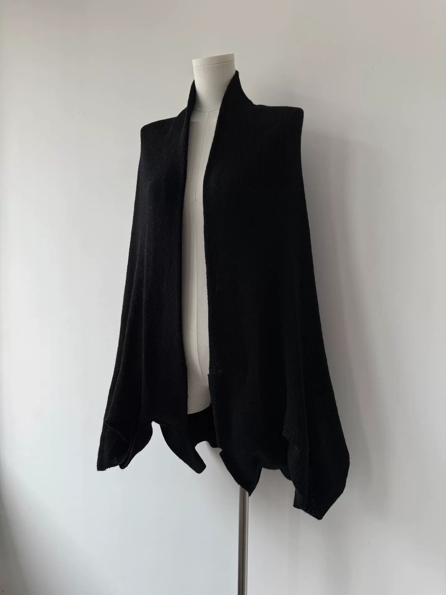 Y's yohji yamamoto wool witch cape Size ONE SIZE - 5 Thumbnail