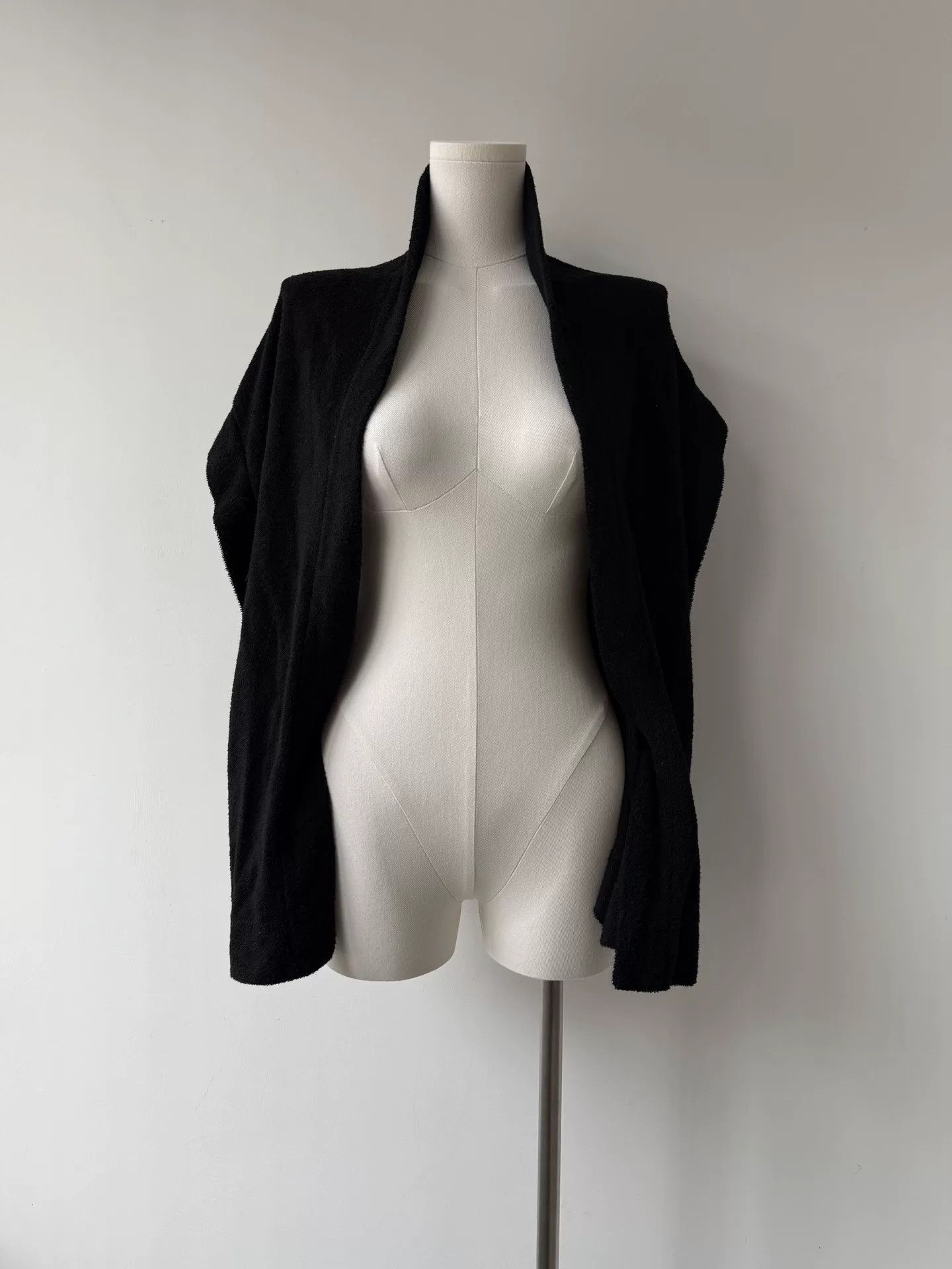 Y's Yohji Yamamoto Black Sleeveless Cardigan Size ONE SIZE - 2 Thumbnail