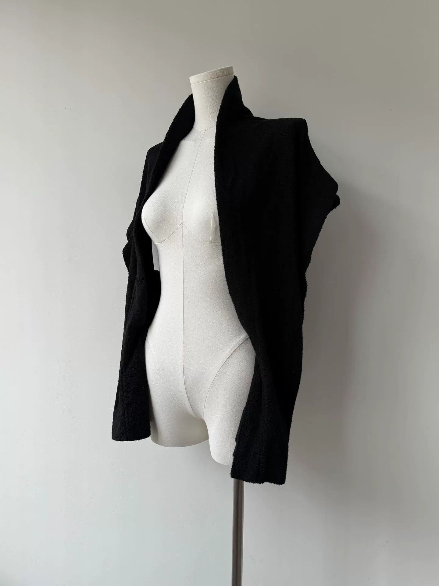 Y's Yohji Yamamoto Black Sleeveless Cardigan Size ONE SIZE - 5 Thumbnail
