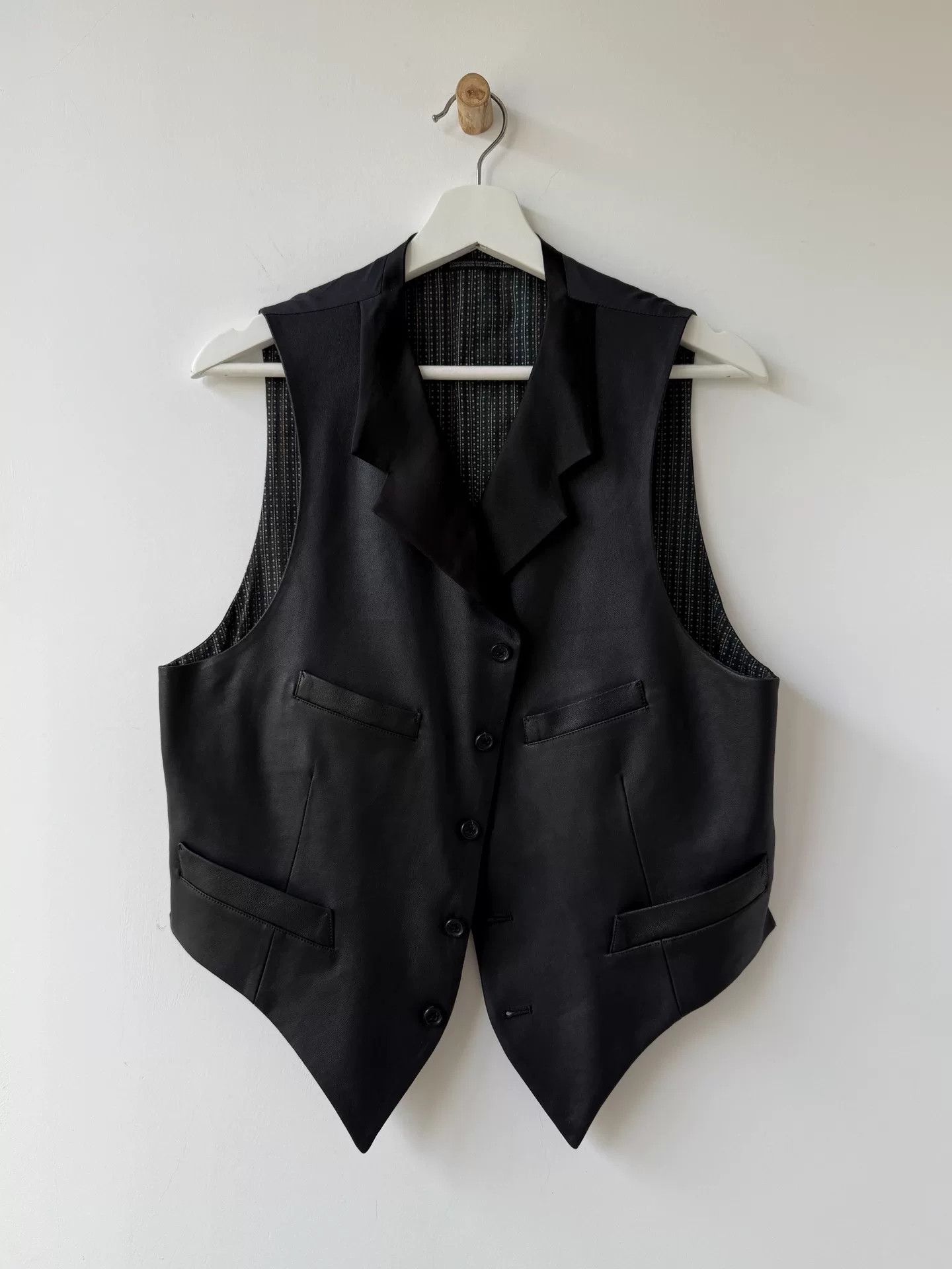 Yohji Yamamoto Yohji Yamamoto Black Leather Vest Size US M / EU 48-50 / 2 - 3 Thumbnail