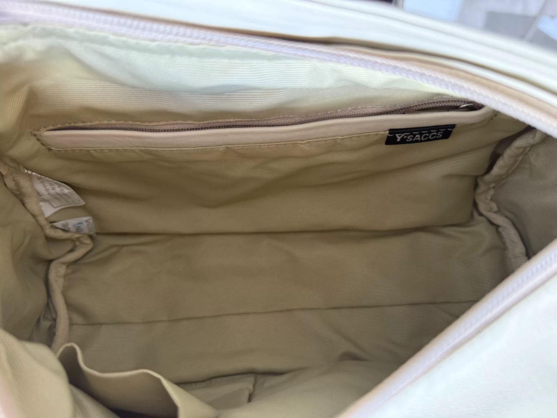 Yohji Yamamoto minimalist ivory crossbody bag by yohji yamamoto Size ONE SIZE - 8 Thumbnail