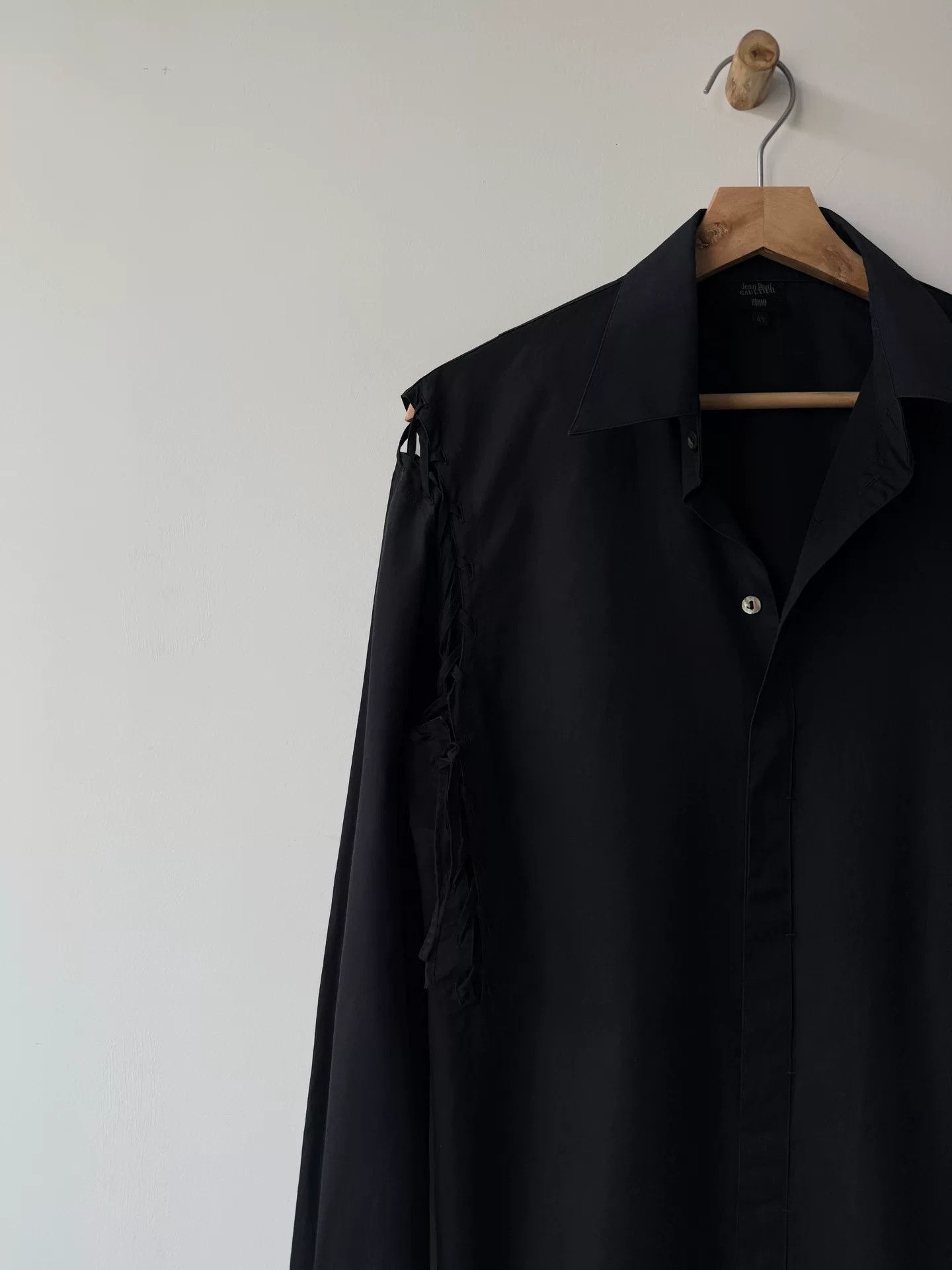 Jean Paul Gaultier Jean Paul Gaultier Black Tie Detail Shirt Size US L / EU 52-54 / 3 - 3 Thumbnail