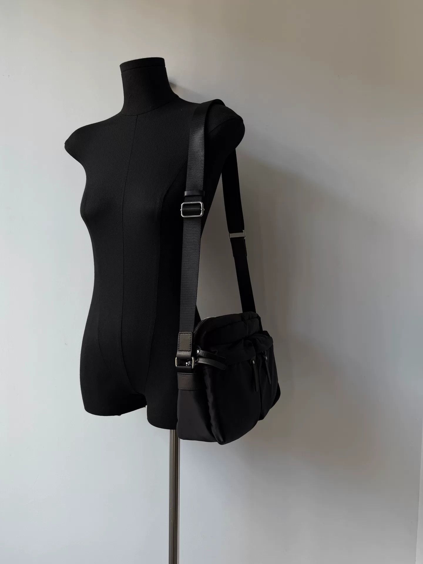 Y's y'saccs black messenger crossbody bag Size ONE SIZE - 2 Thumbnail