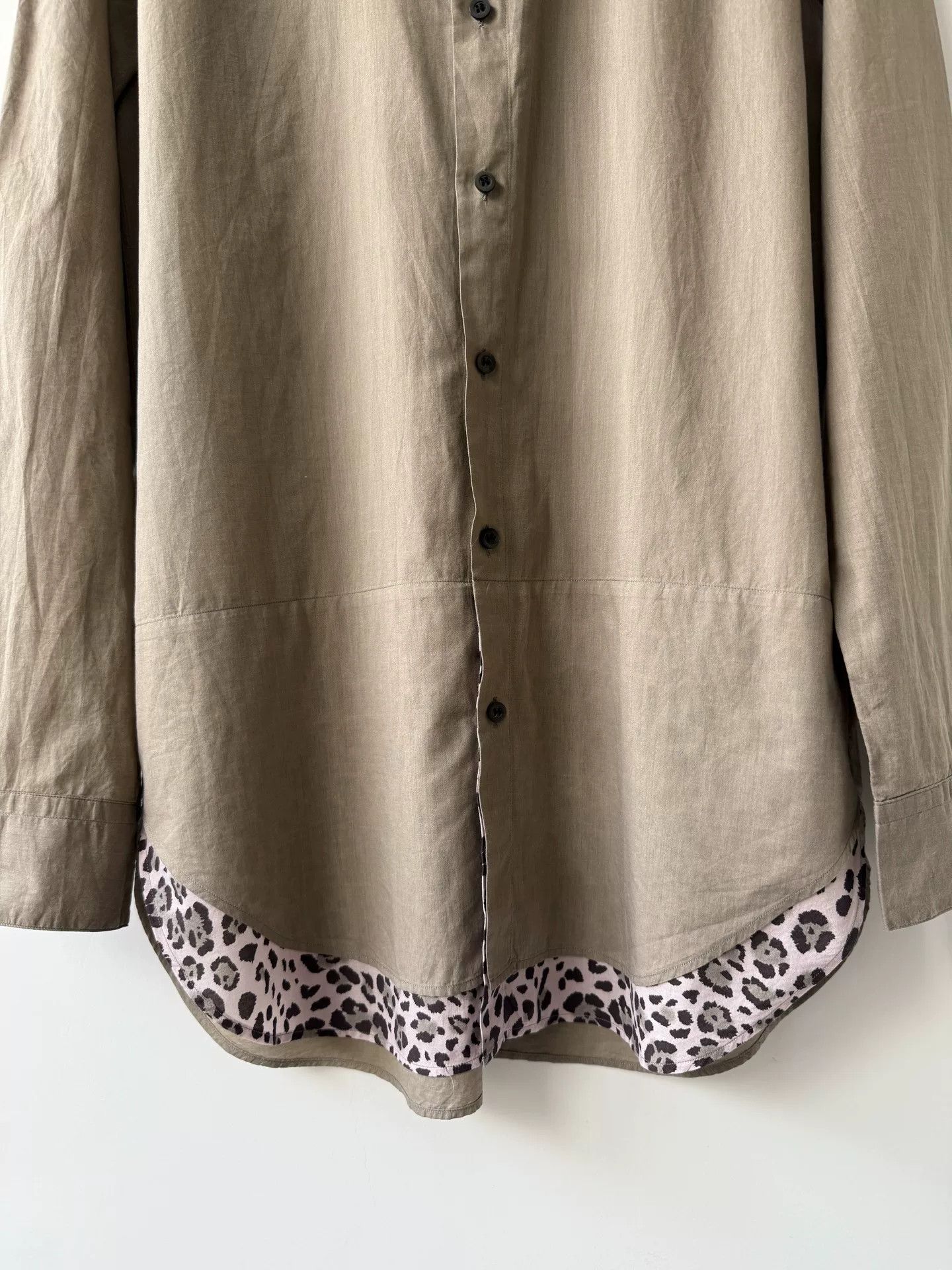 Dries Van Noten drapes van noten moss green button-up shirt Size US L / EU 52-54 / 3 - 4 Thumbnail