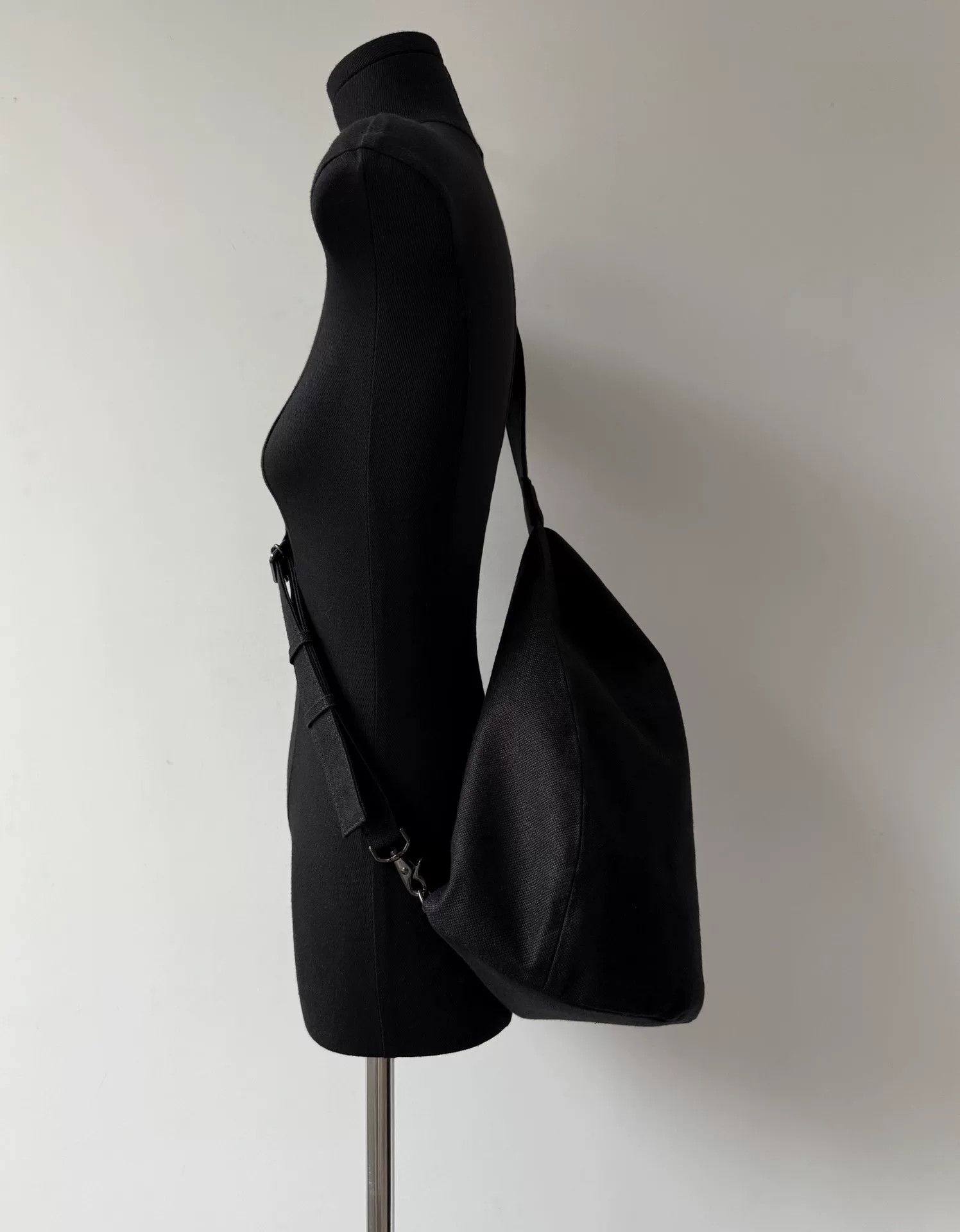 Yohji Yamamoto Yohji Yamamoto Black Linen Shoulder Bag Size ONE SIZE - 2 Thumbnail