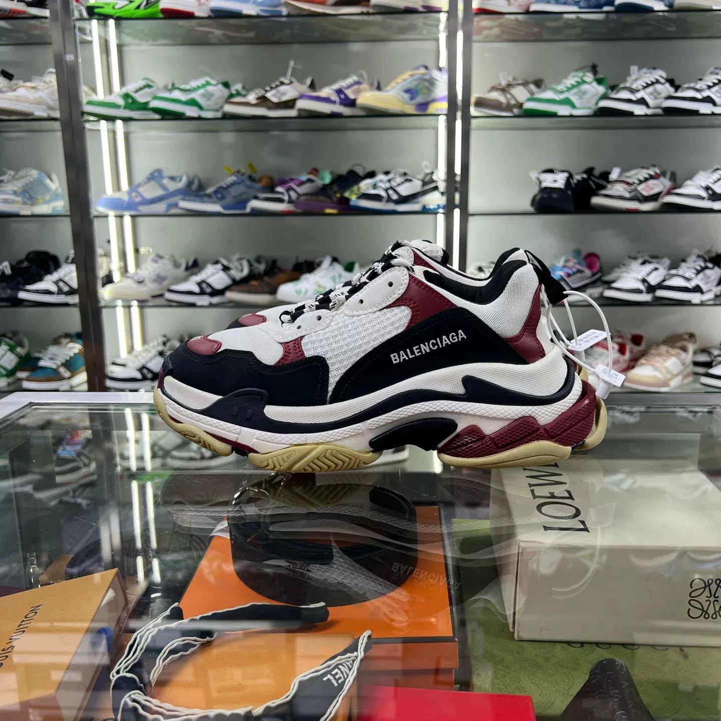 Balenciaga Balenciaga Black Red Dad Sneakers Size 41 Size US 8 / EU 41 - 3 Thumbnail