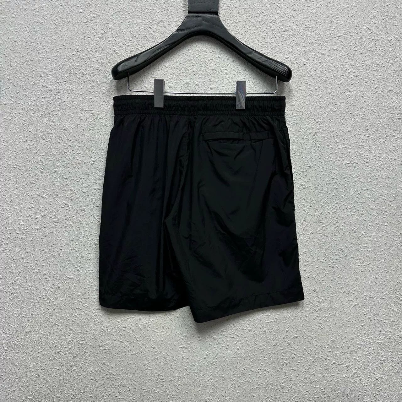 Givenchy Givenchy Black Shorts with Metal Logo Size US 27 - 2 Thumbnail