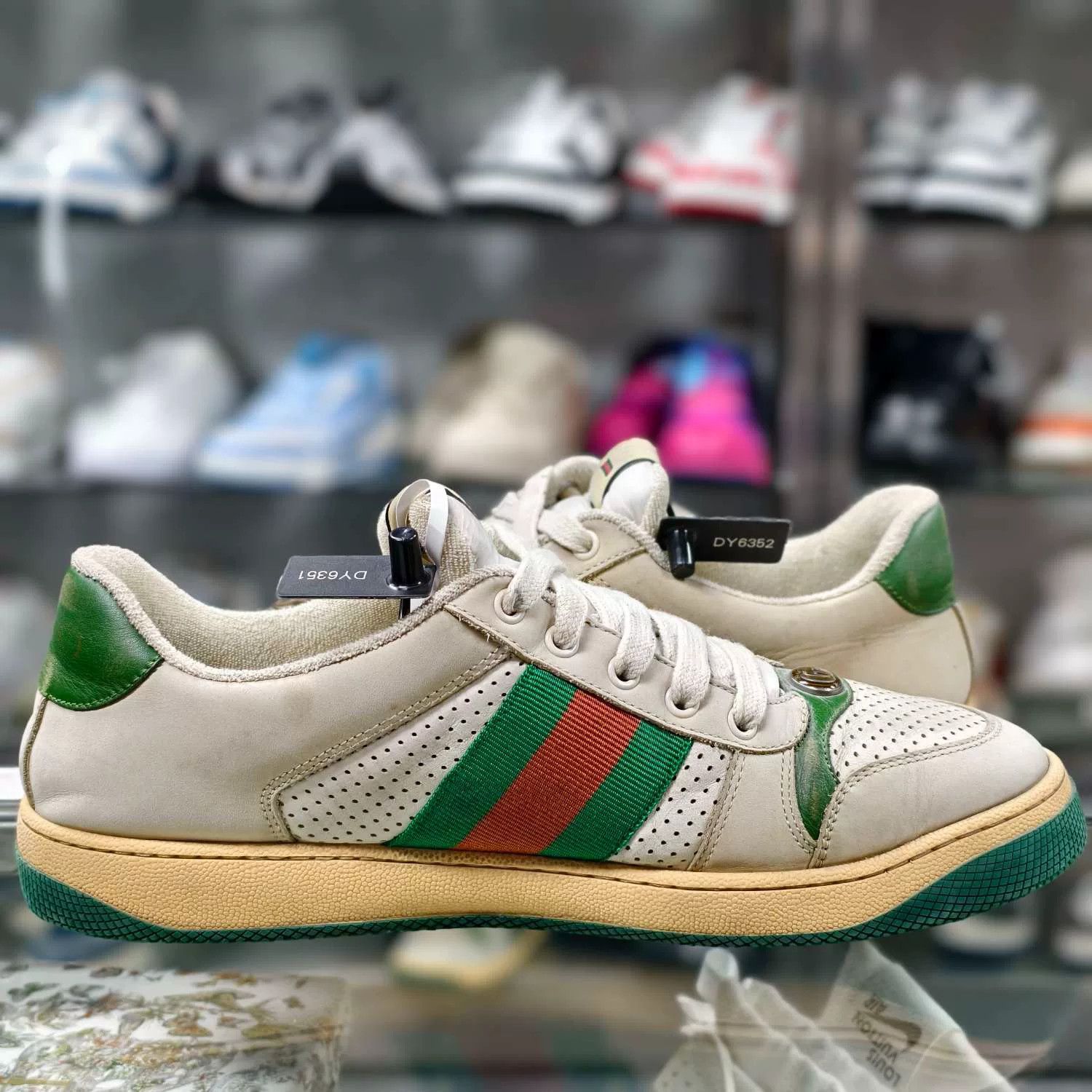 Gucci gucci distressed sneakers size 8 for men Size US 10 / EU 43 - 5 Thumbnail