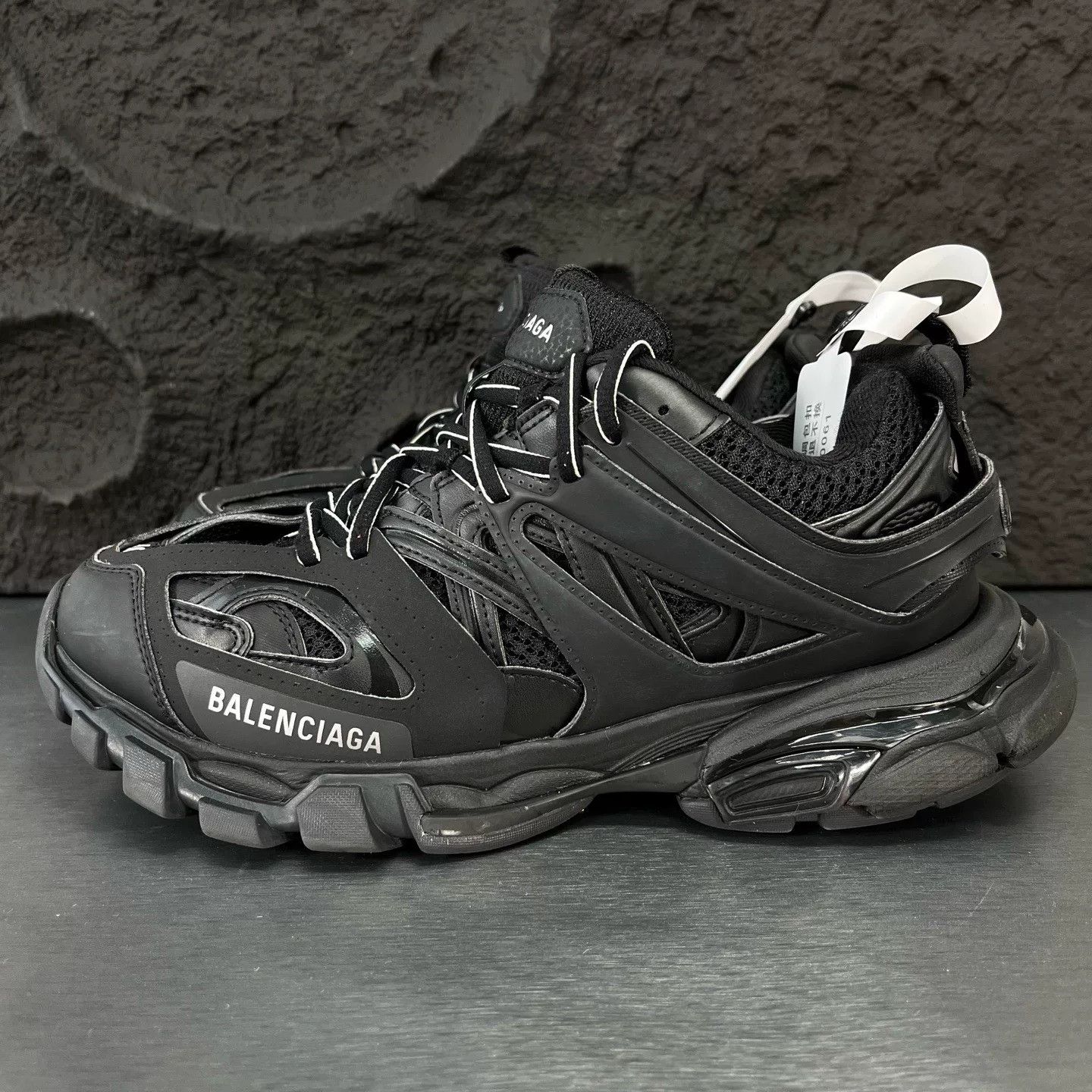 Balenciaga balenciaga track low-top dad sneakers for men Size US 7 / EU 40 - 4 Thumbnail