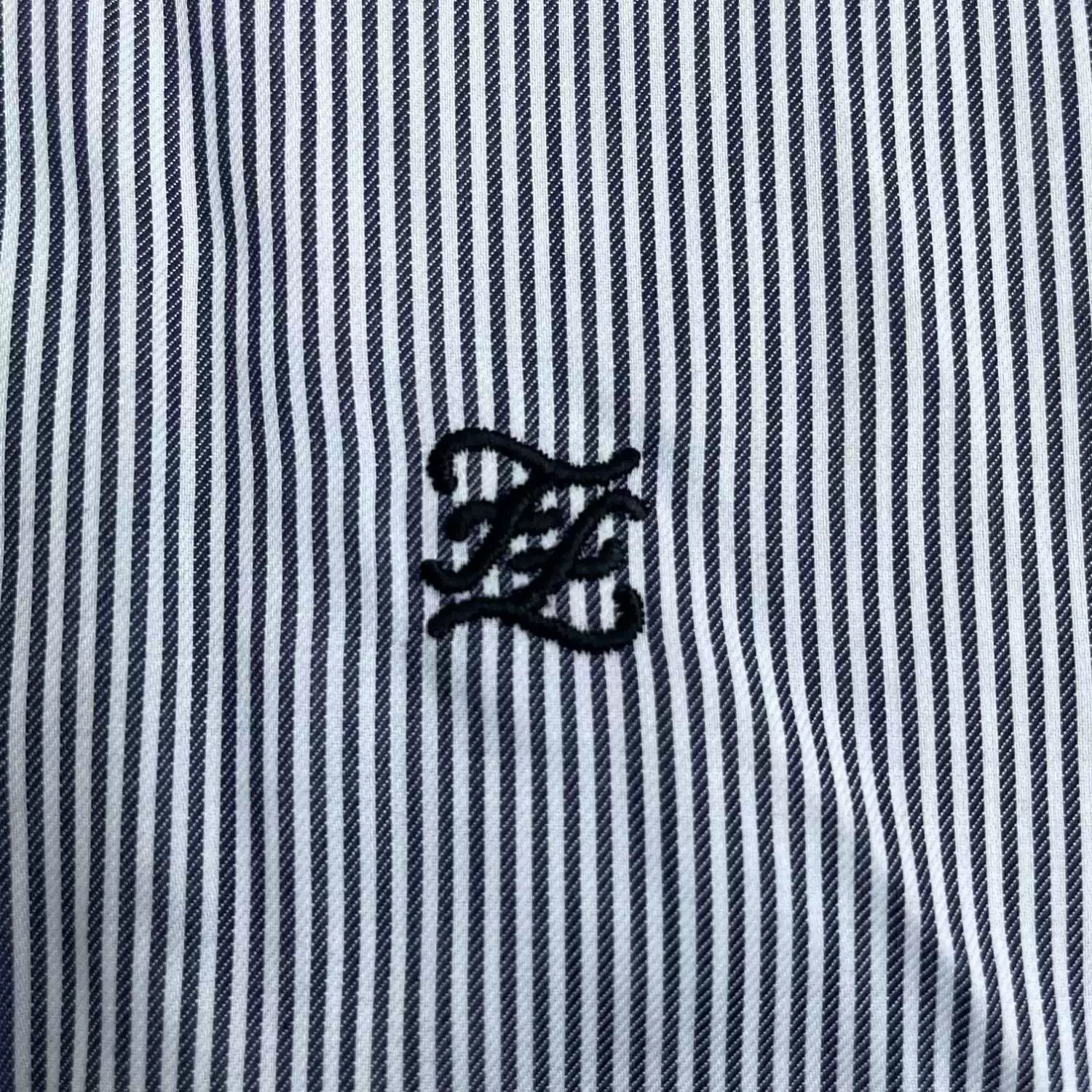 Fendi fendi striped long sleeve button-up shirt Size US M / EU 48-50 / 2 - 3 Thumbnail