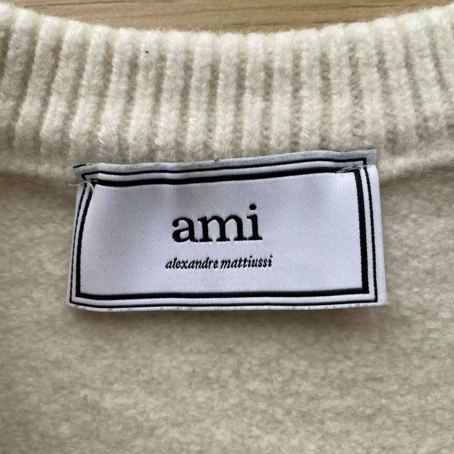 AMI oversized cream sweater with heart logo Size XL / US 12-14 / IT 48-50 - 4 Thumbnail