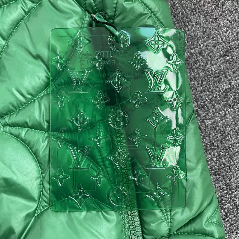 Louis Vuitton louis vuitton men's green quilted vest Size US L / EU 52-54 / 3 - 4 Thumbnail