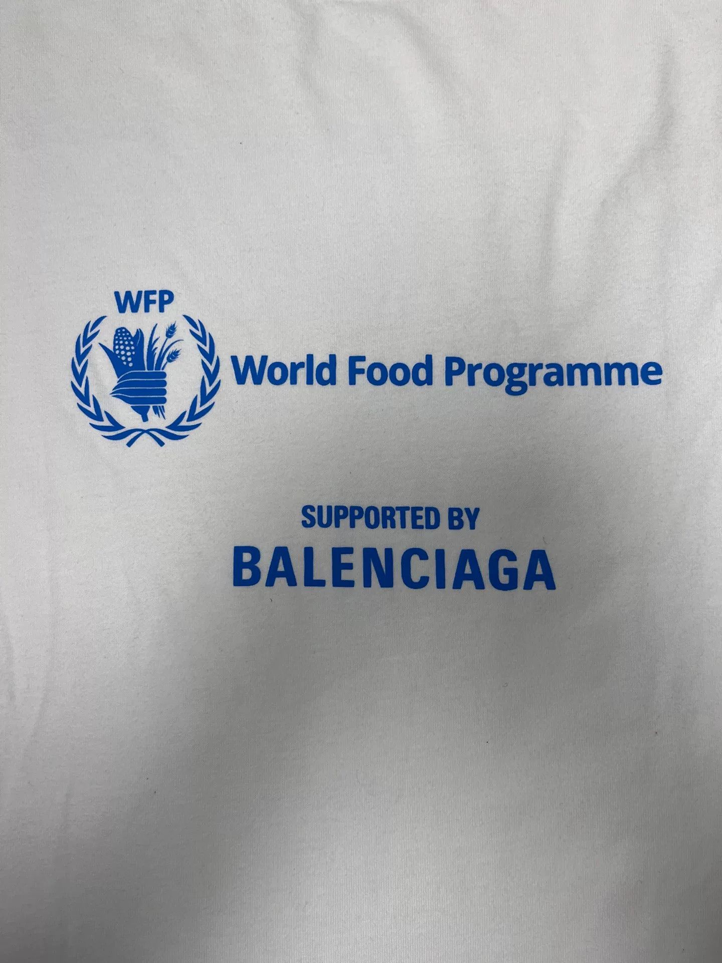 Balenciaga Balenciaga x WFP Logo T-Shirt for Women Size XS / US 0-2 / IT 36-38 - 3 Thumbnail
