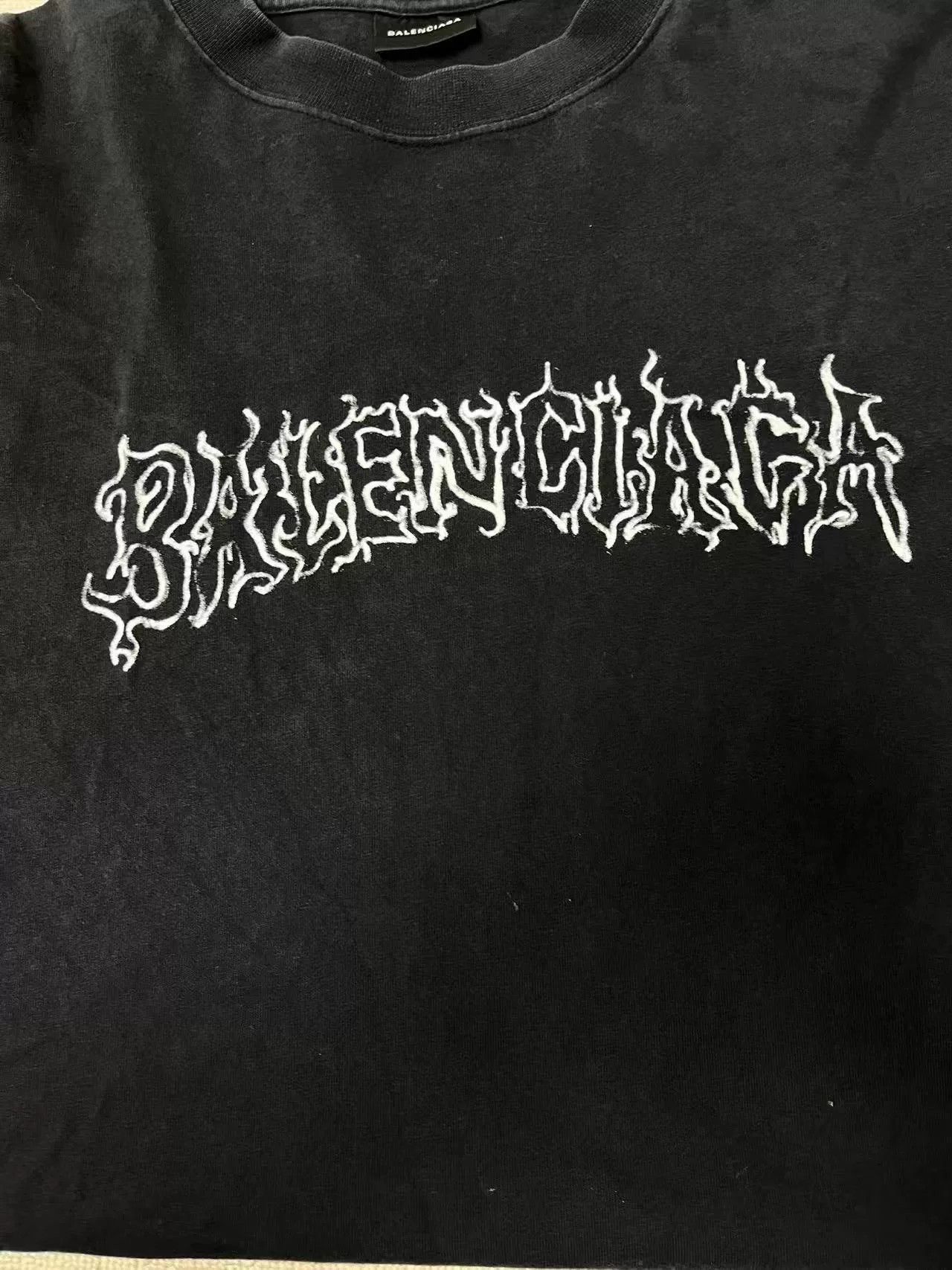 Balenciaga balenciaga new year oversized t-shirt black Size US XL / EU 56 / 4 - 3 Thumbnail