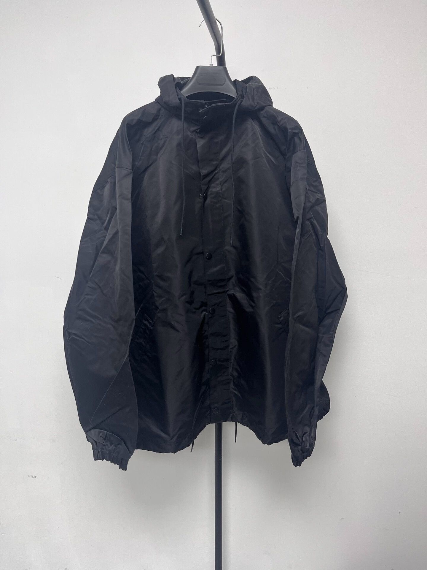 Balenciaga balenciaga black hooded long coat for men Size US M / EU 48-50 / 2 - 2 Thumbnail