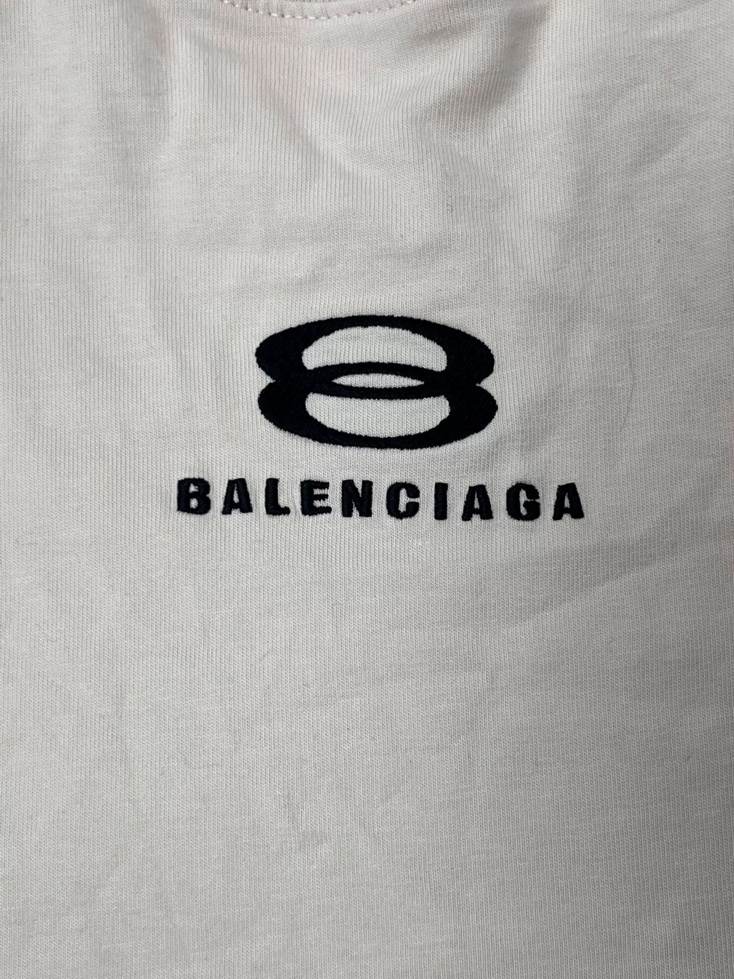 Balenciaga Balenciaga Graphic Print Short Sleeve T-Shirt Size S / US 4 / IT 40 - 3 Thumbnail