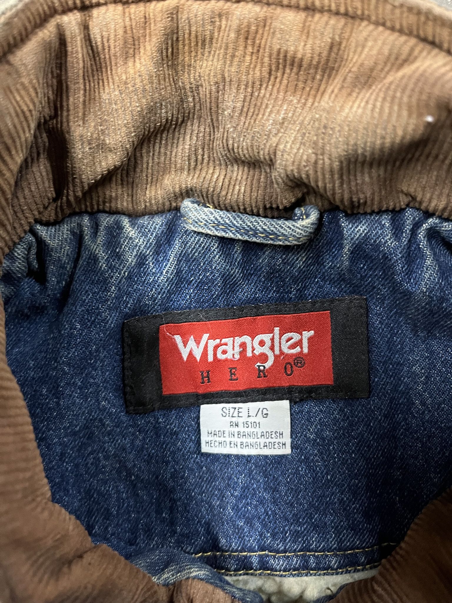 Vintage Vintage 1990s Wrangler Hero Denim Sherpa Lined Vest Size L Size US L / EU 52-54 / 3 - 2 Thumbnail