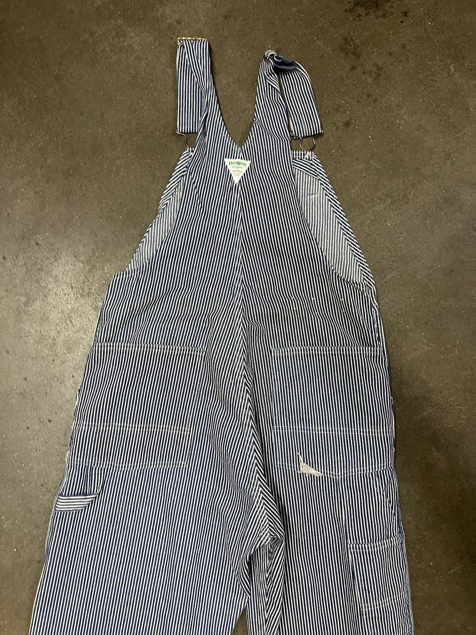Carhartt × Vintage Vintage 1990s Osh Kosh Overalls Size 34 Size US M / EU 48-50 / 2 - 5 Thumbnail