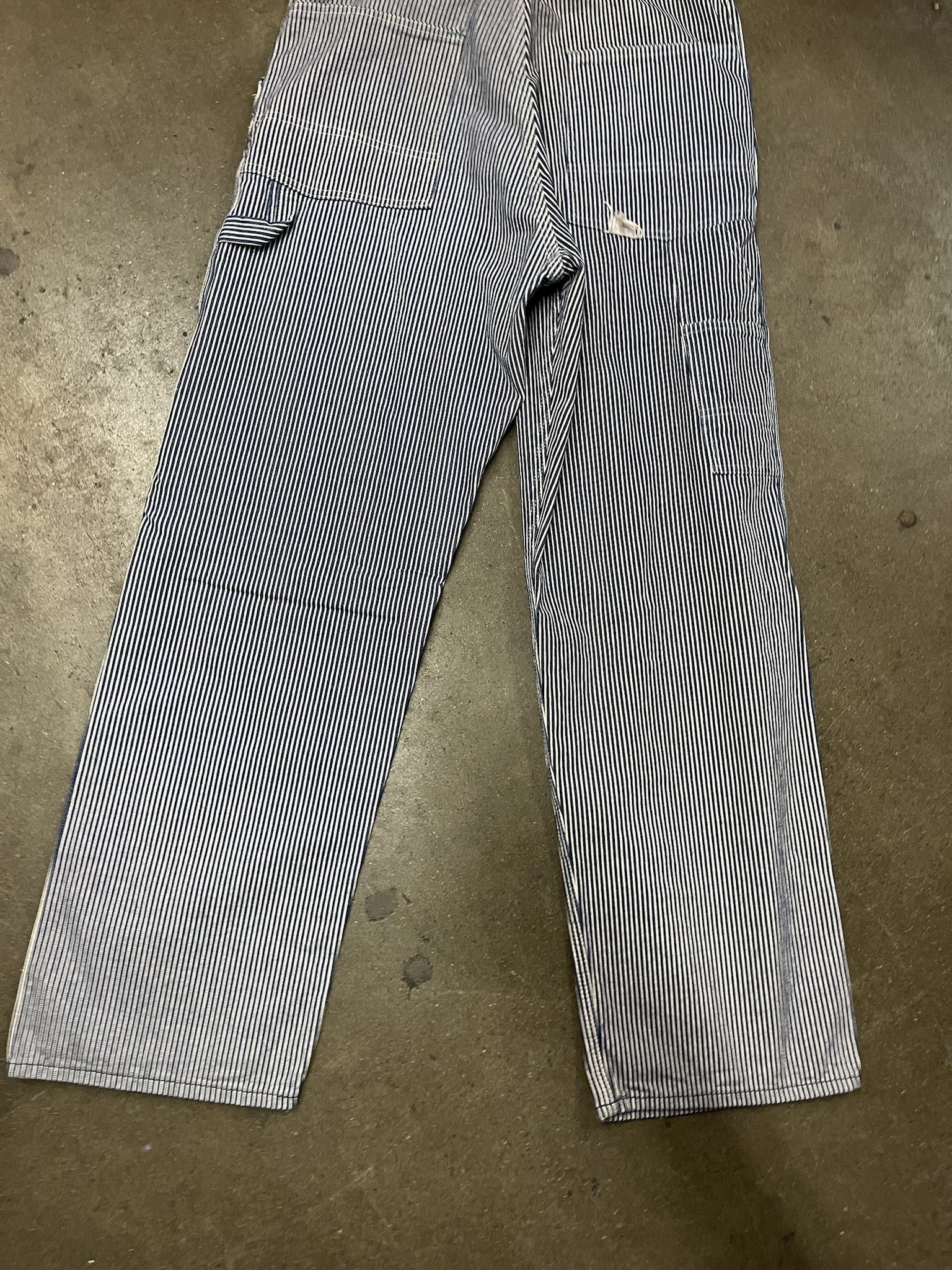 Carhartt × Vintage Vintage 1990s Osh Kosh Overalls Size 34 Size US M / EU 48-50 / 2 - 6 Thumbnail