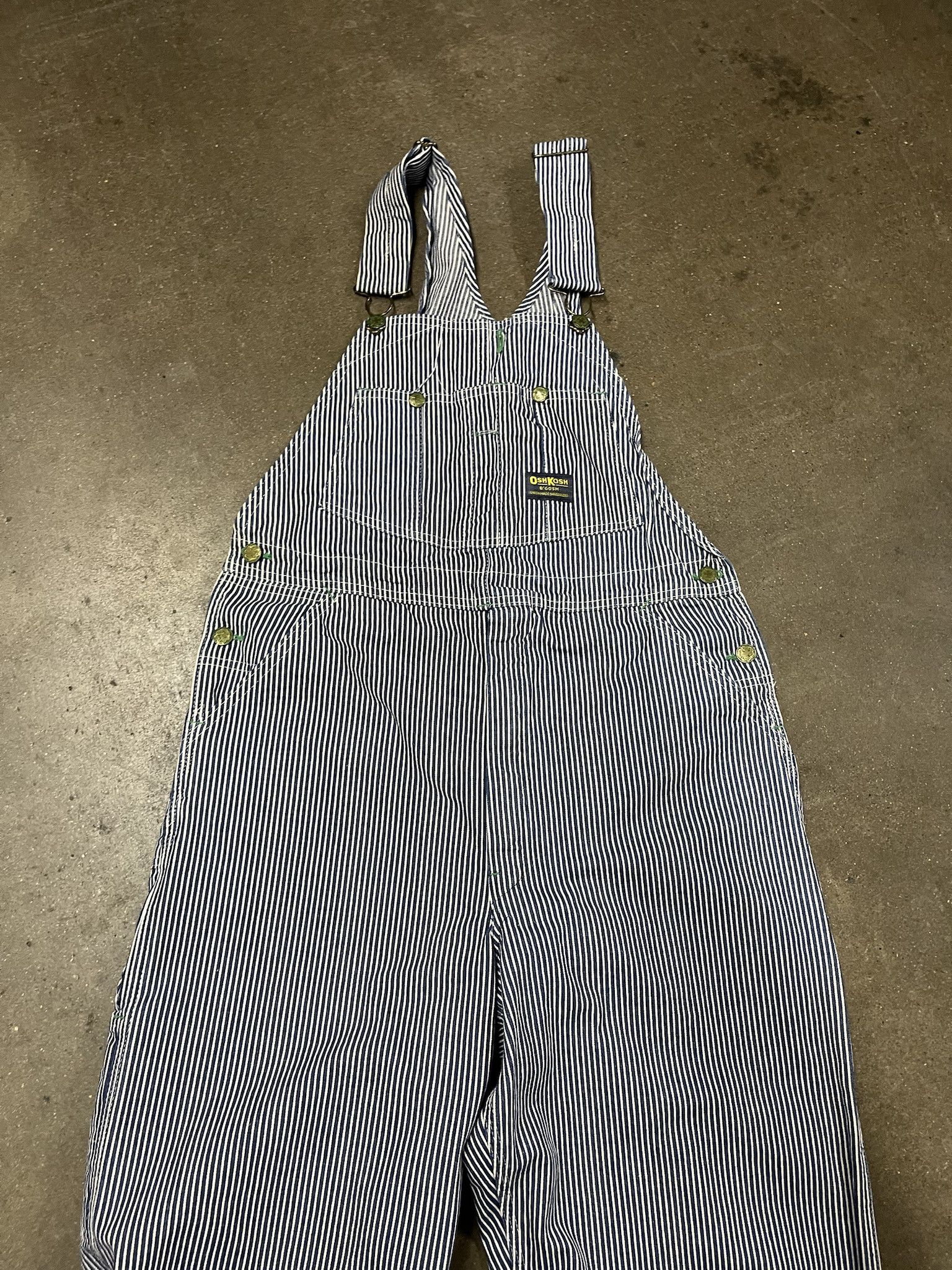 Carhartt × Vintage Vintage 1990s Osh Kosh Overalls Size 34 Size US M / EU 48-50 / 2 - 2 Thumbnail
