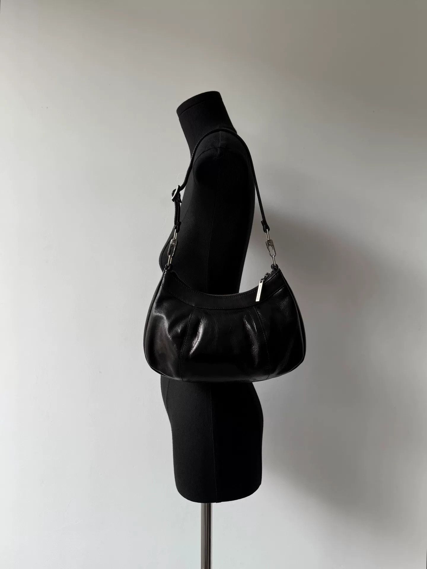 Yohji Yamamoto Yohji Yamamoto Zen-Inspired Black Bag Size ONE SIZE - 5 Thumbnail