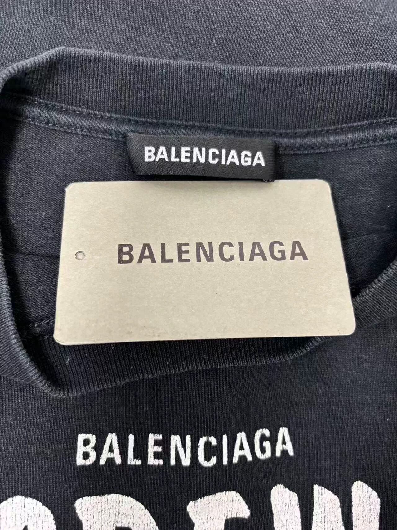 Balenciaga Balenciaga Loose Fit Letter Print T-Shirt Size S / US 4 / IT 40 - 4 Thumbnail