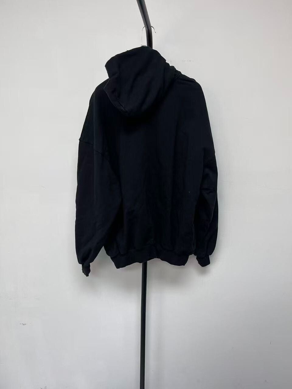 Balenciaga balenciaga logo print hooded sweatshirt black Size US M / EU 48-50 / 2 - 2 Thumbnail