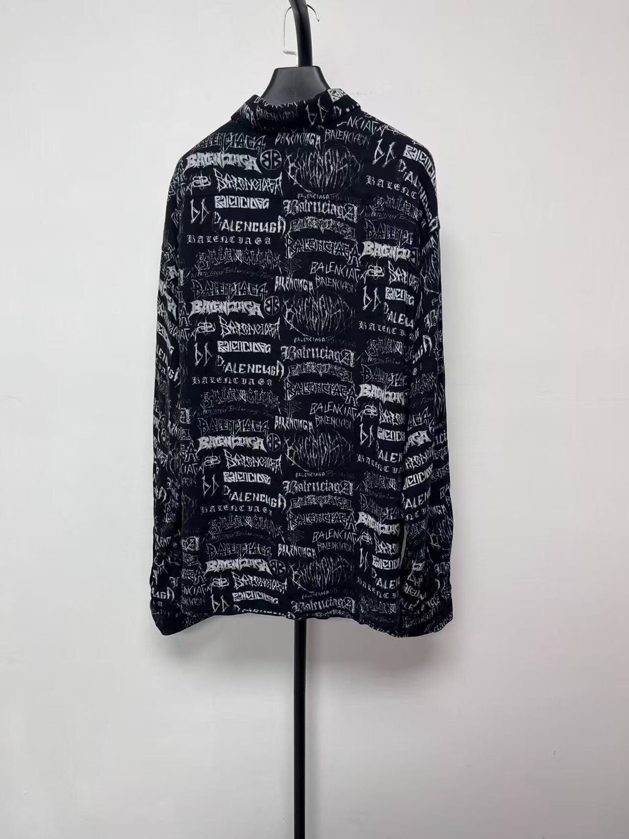 Balenciaga balenciaga logo print button-up shirt for men Size US M / EU 48-50 / 2 - 2 Thumbnail