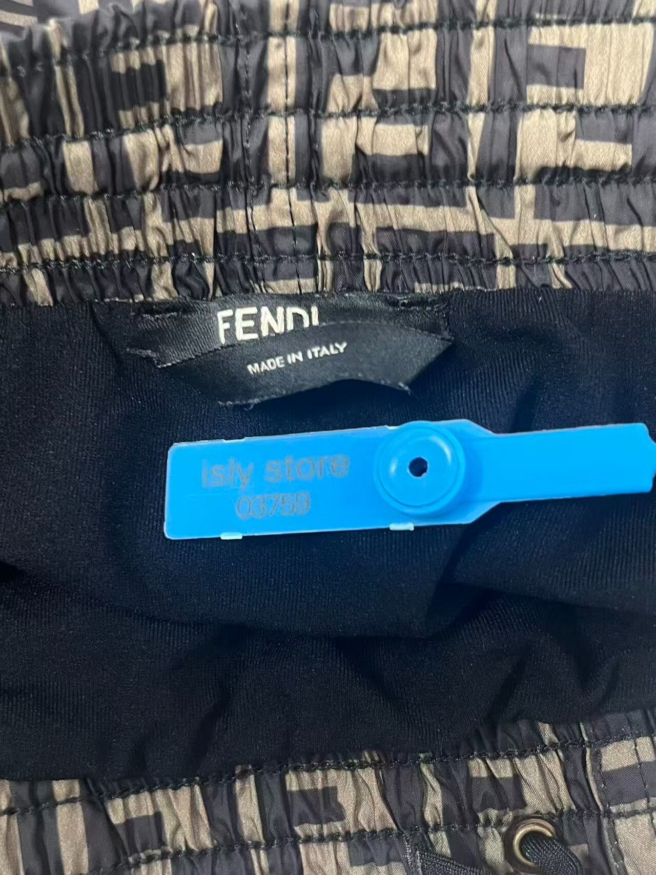 Fendi fendi logo print casual shorts for men Size US 28 / EU 44 - 4 Thumbnail