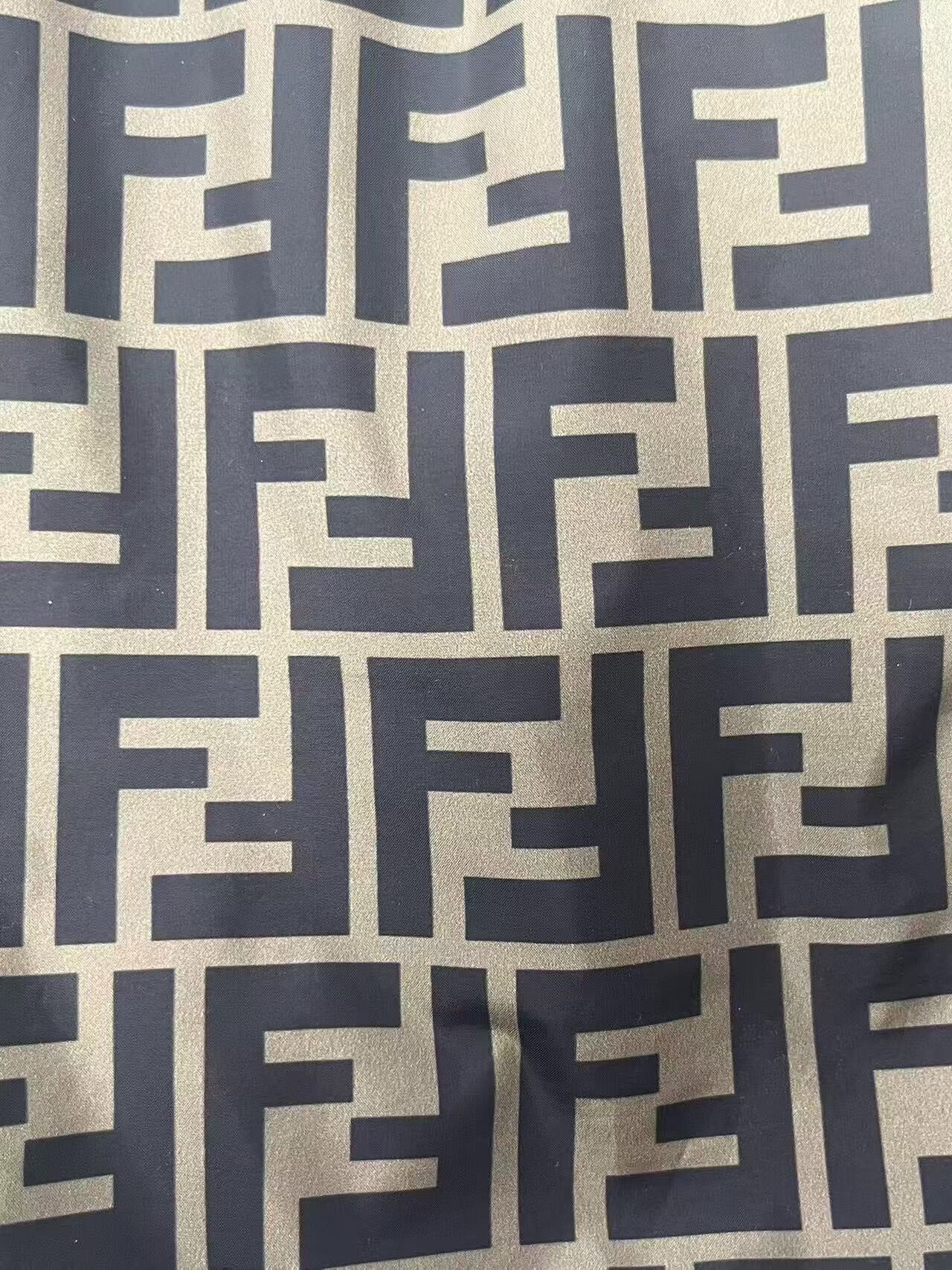 Fendi fendi logo print casual shorts for men Size US 28 / EU 44 - 3 Thumbnail