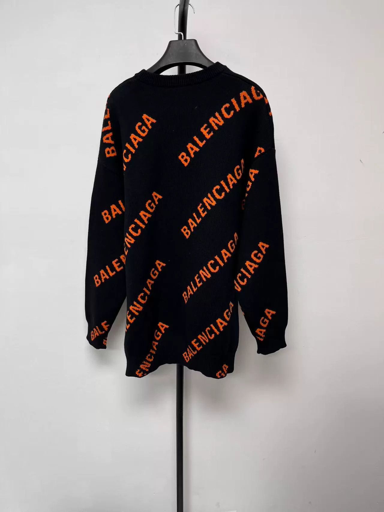 Balenciaga balenciaga logo long sleeve sweater Size XS / US 0-2 / IT 36-38 - 2 Thumbnail