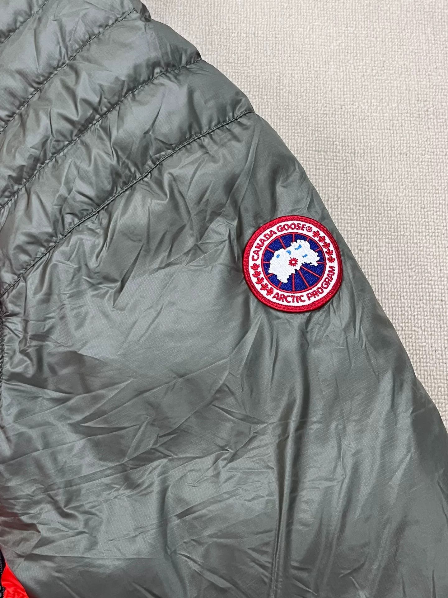 Canada Goose canada goose down jacket in red and green Size US XL / EU 56 / 4 - 3 Thumbnail