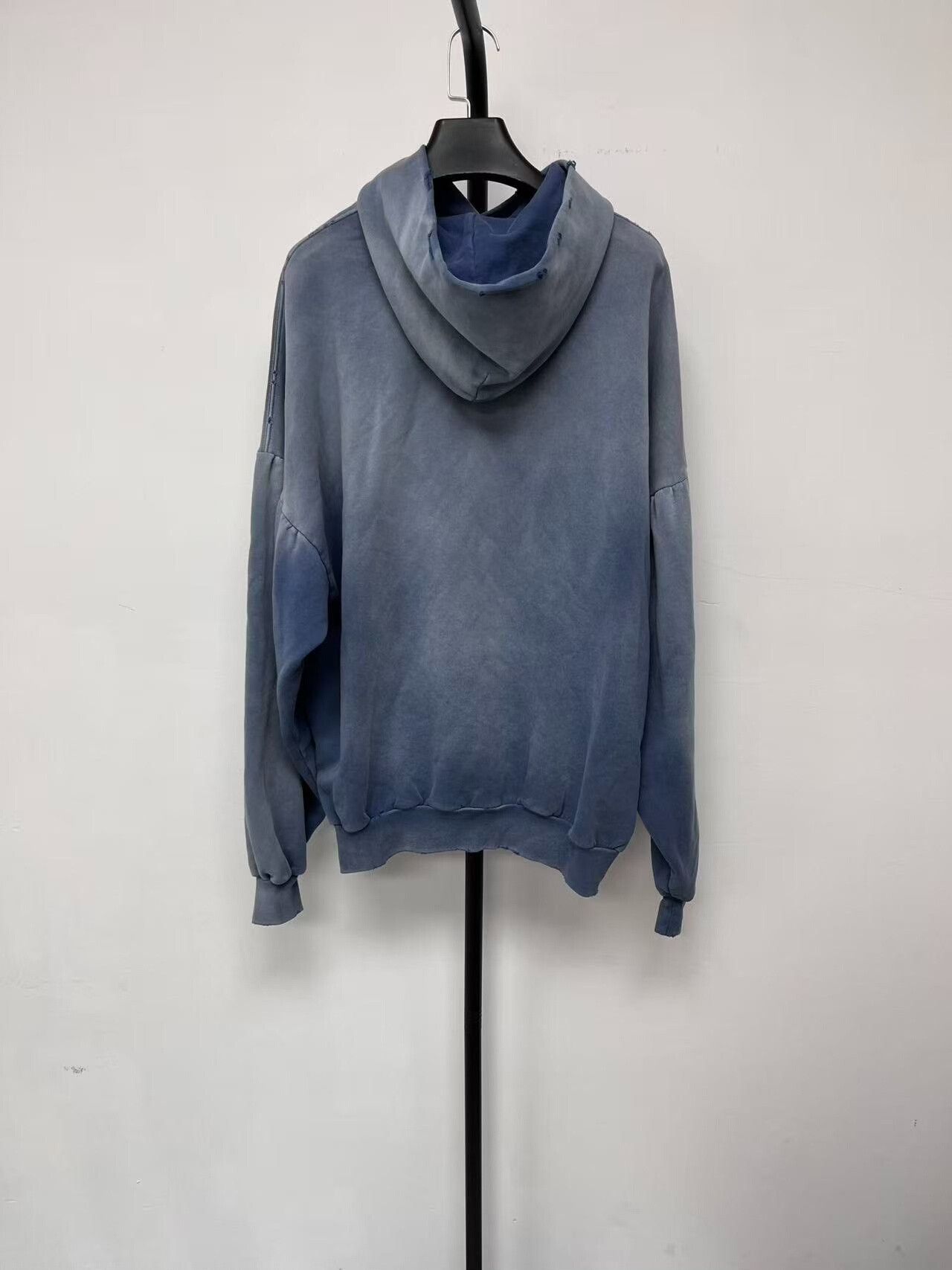 Balenciaga balenciaga gradient washed denim hoodie Size US S / EU 44-46 / 1 - 2 Thumbnail