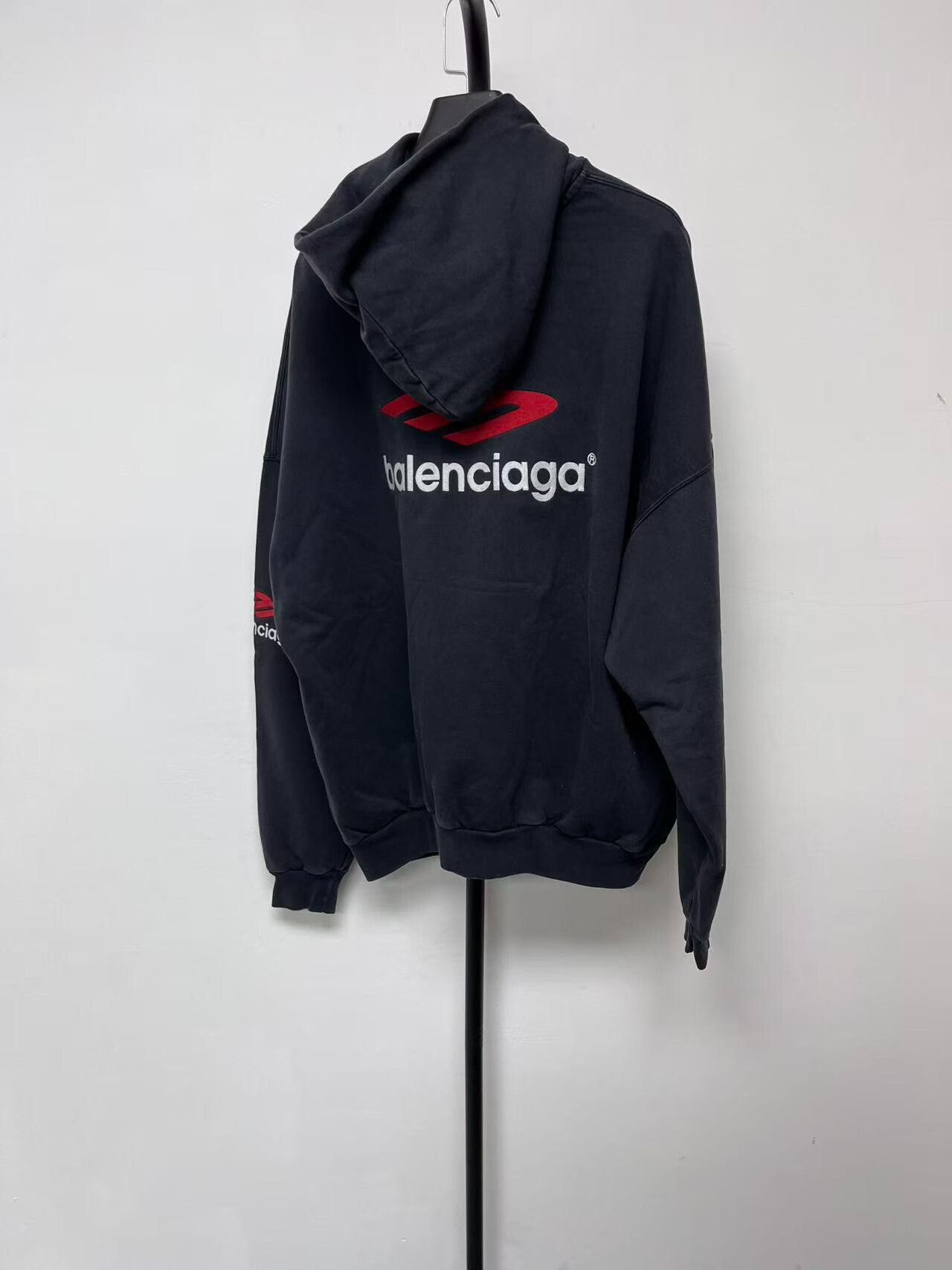 Balenciaga balenciaga graphic print hooded casual sweatshirt Size US M / EU 48-50 / 2 - 2 Thumbnail