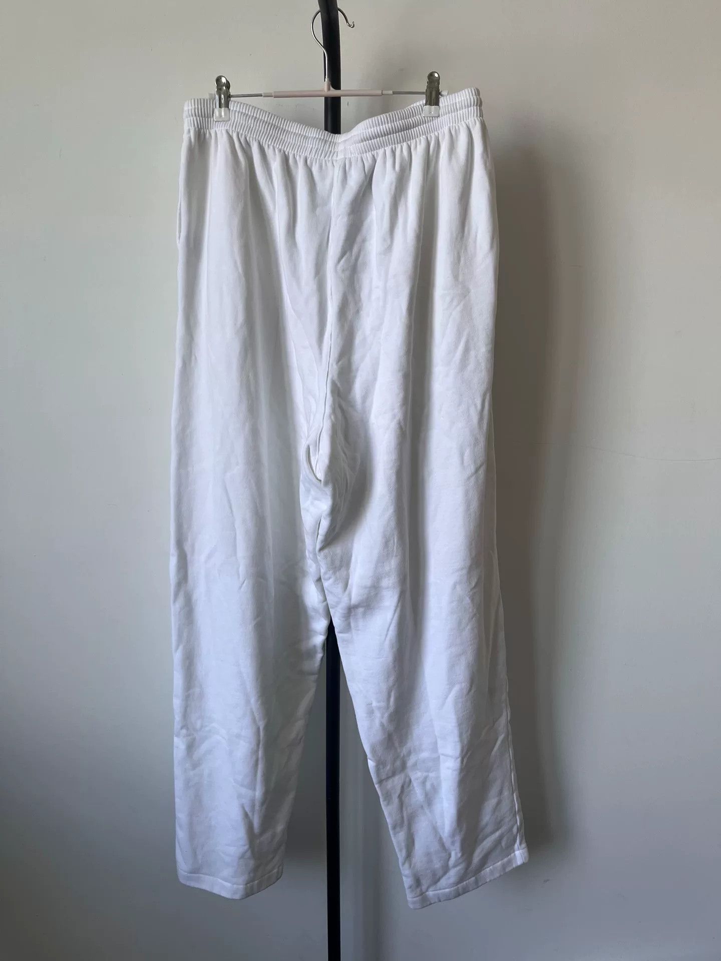 Balenciaga balenciaga x nasa white knitted pants Size US 30 / EU 46 - 2 Thumbnail